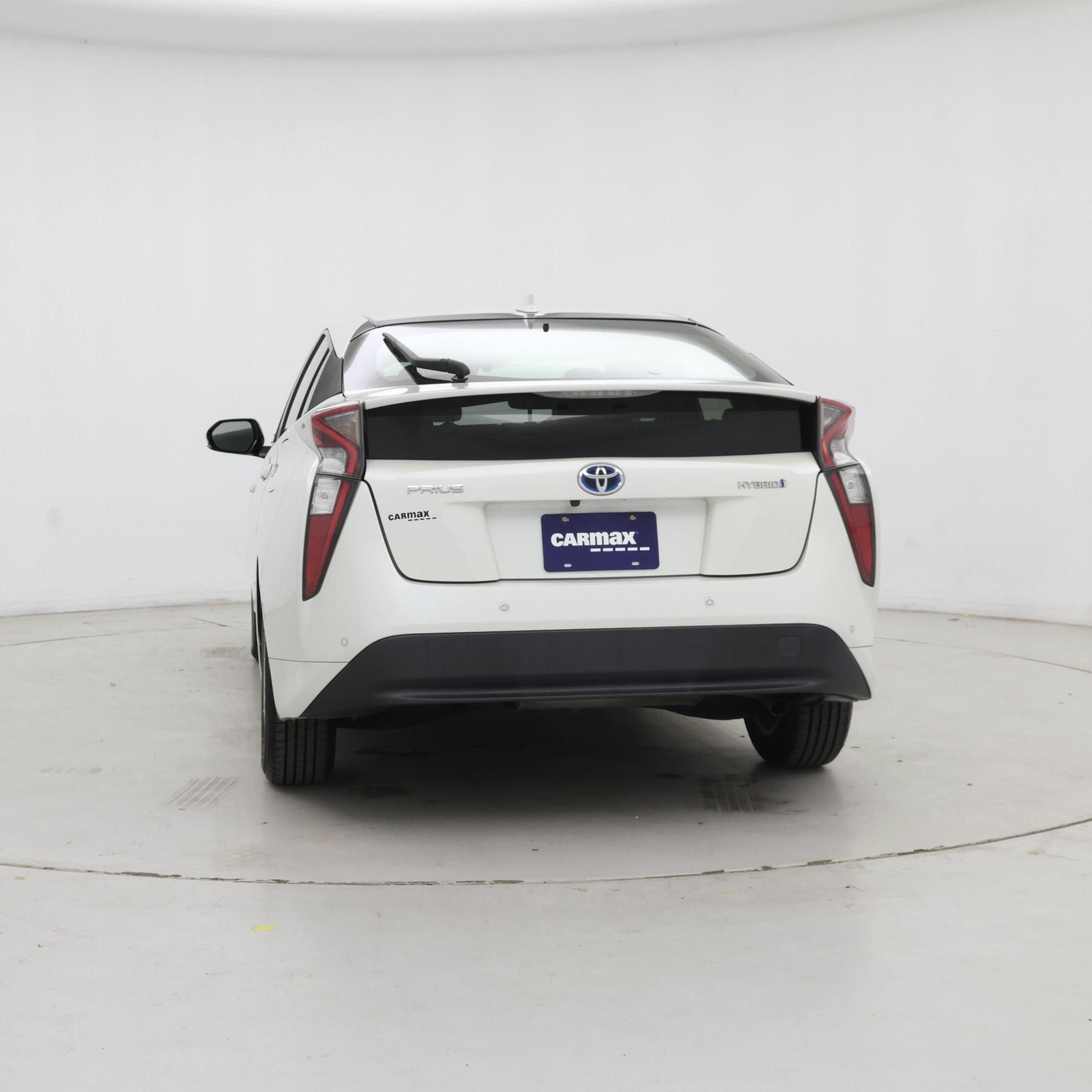 Thumbnail: 2018 Toyota Prius - 6