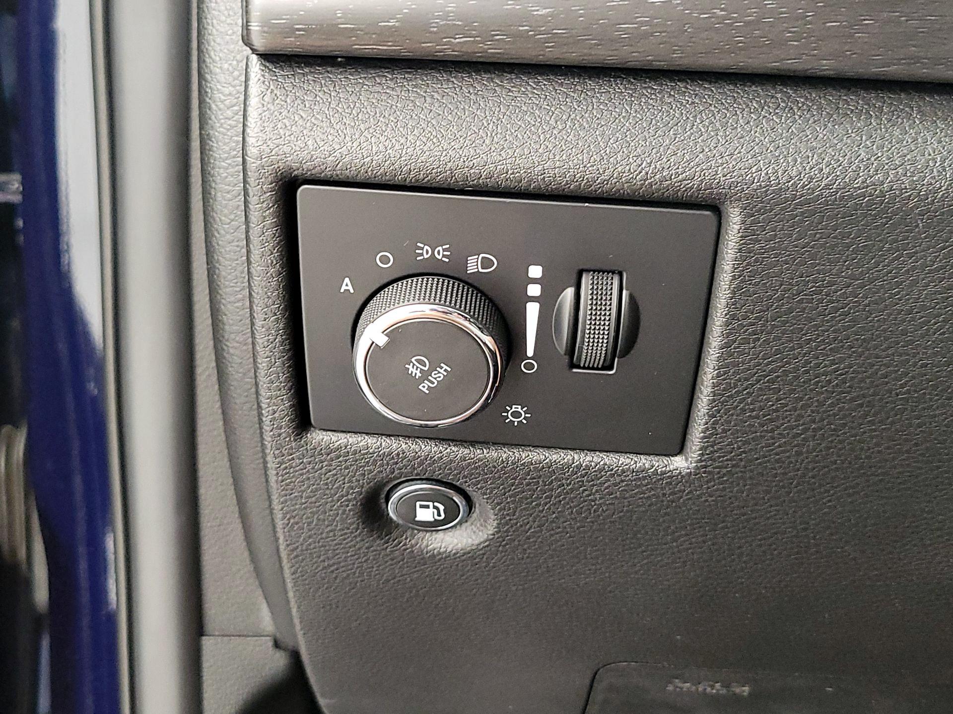 Thumbnail: 2018 Jeep Grand Cherokee - 13