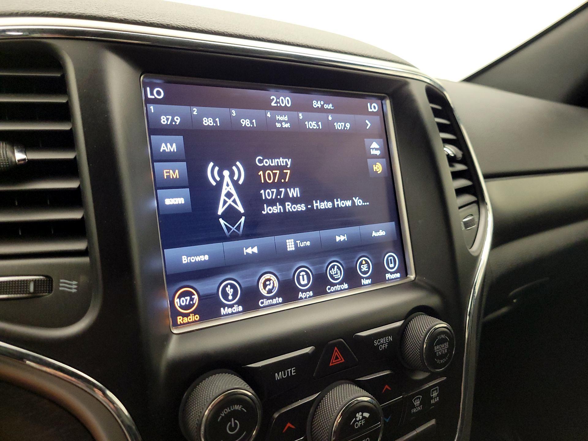 Thumbnail: 2018 Jeep Grand Cherokee - 16