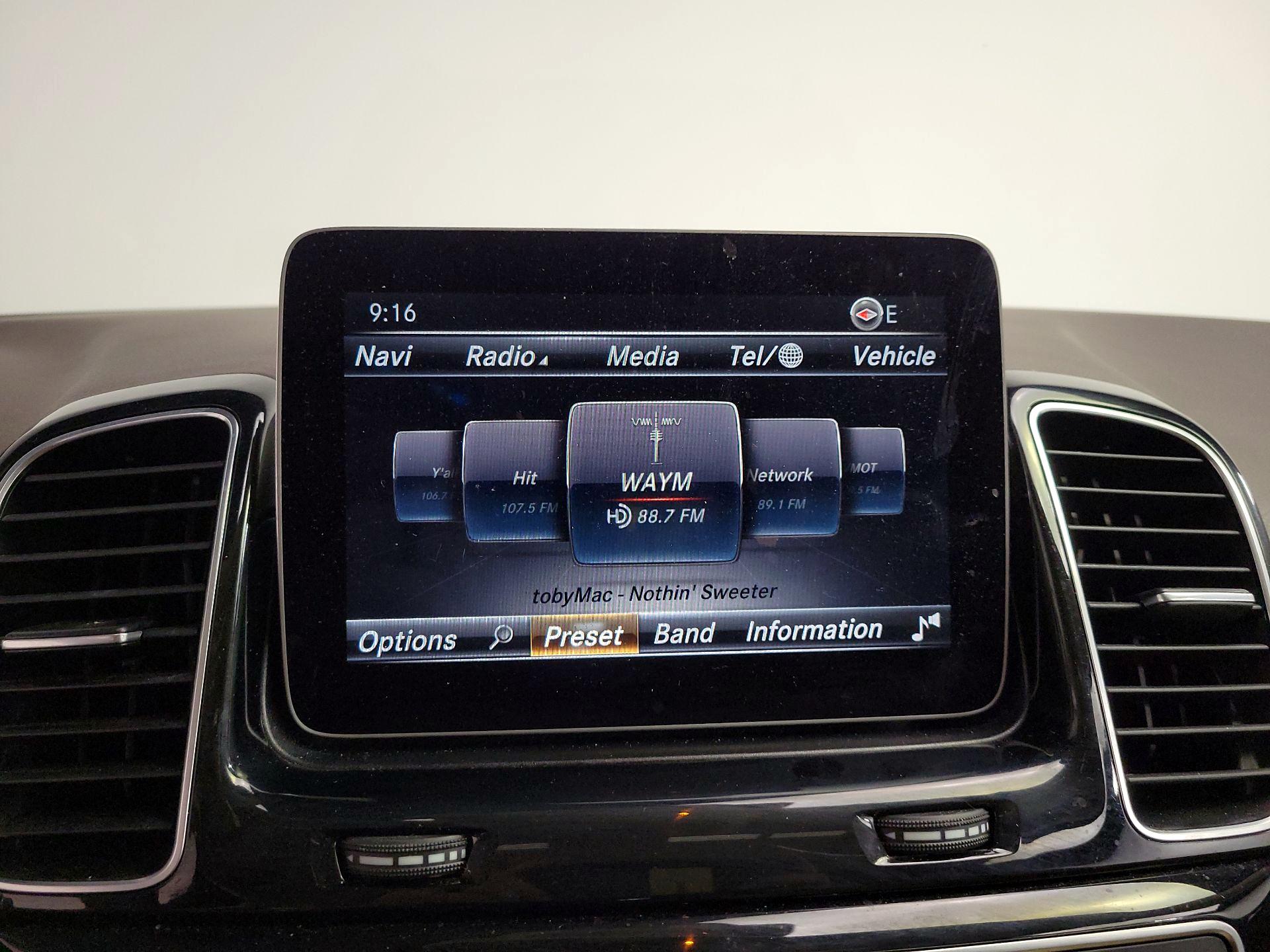 Thumbnail: 2018 Mercedes-Benz GLE - 16