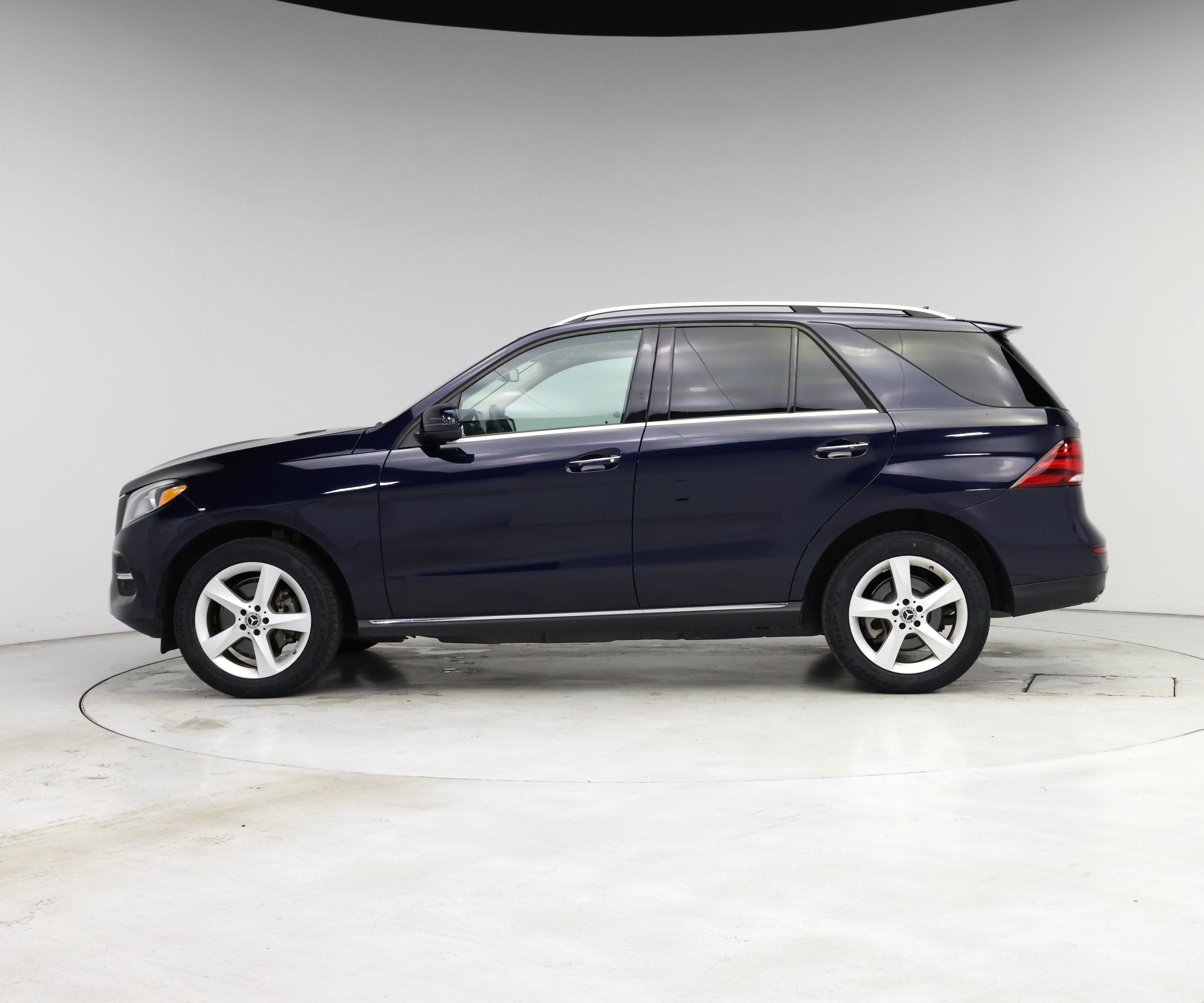 Thumbnail: 2018 Mercedes-Benz GLE - 3