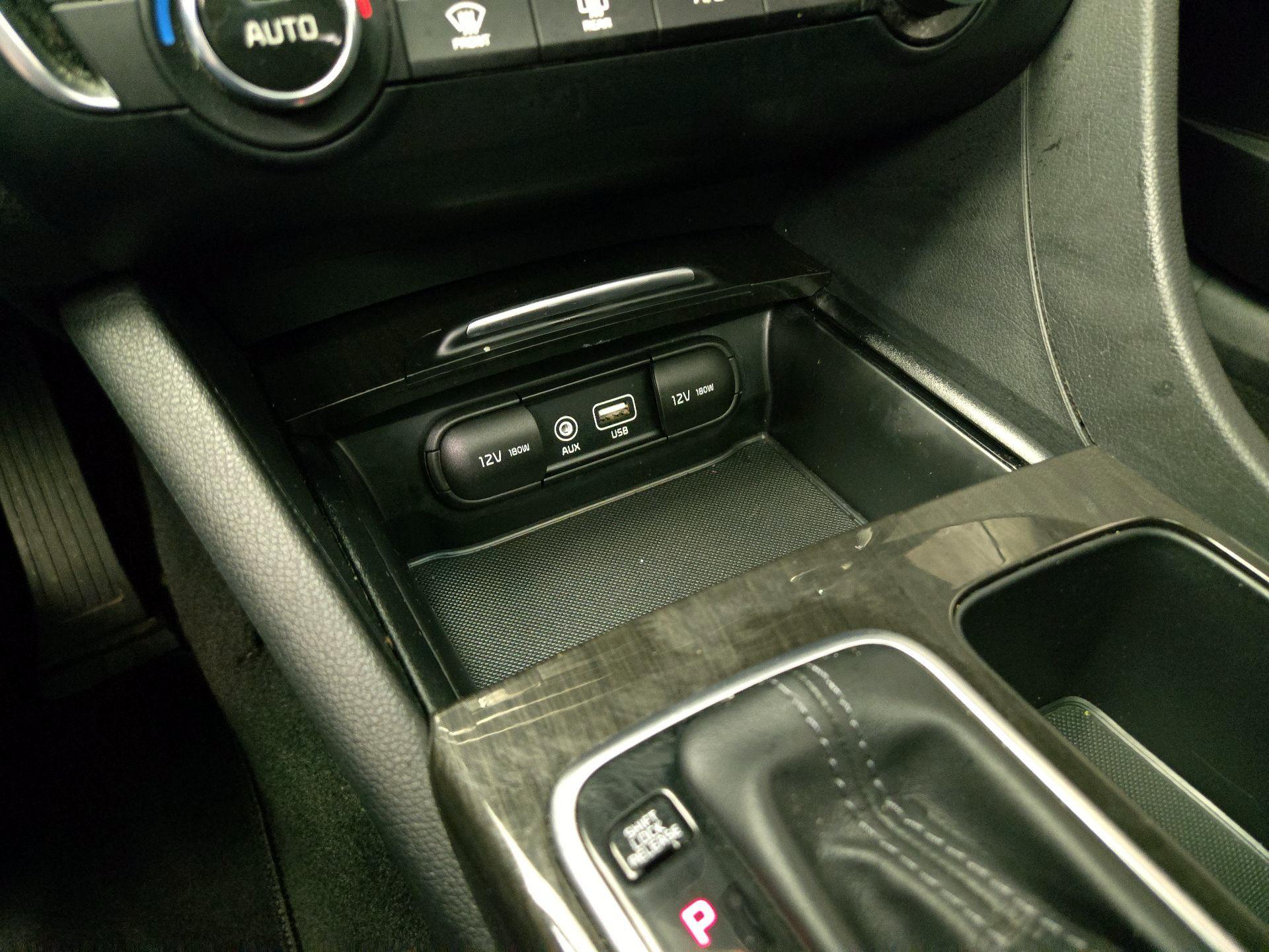 Thumbnail: 2019 Kia Optima - 19