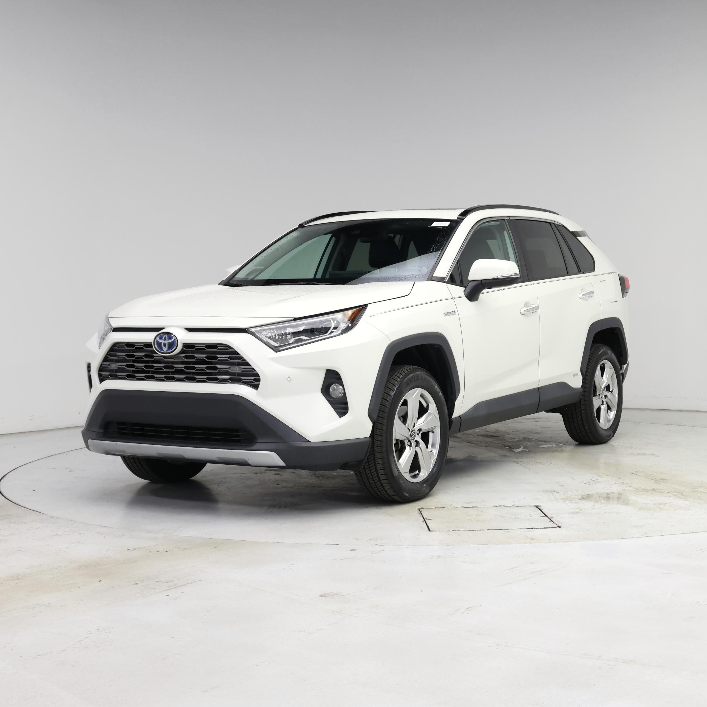 Thumbnail: 2021 Toyota RAV4 - 4
