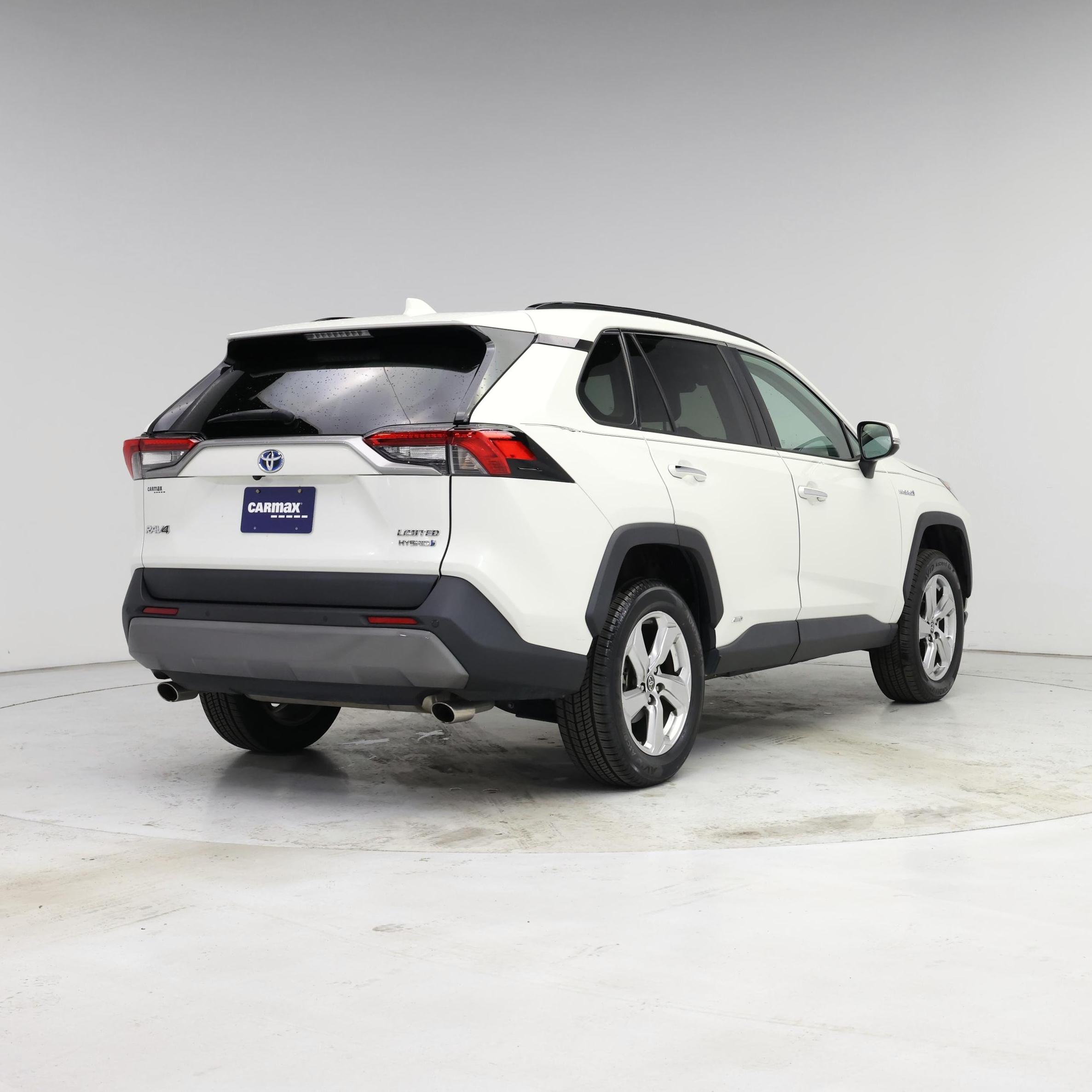 Thumbnail: 2021 Toyota RAV4 - 8