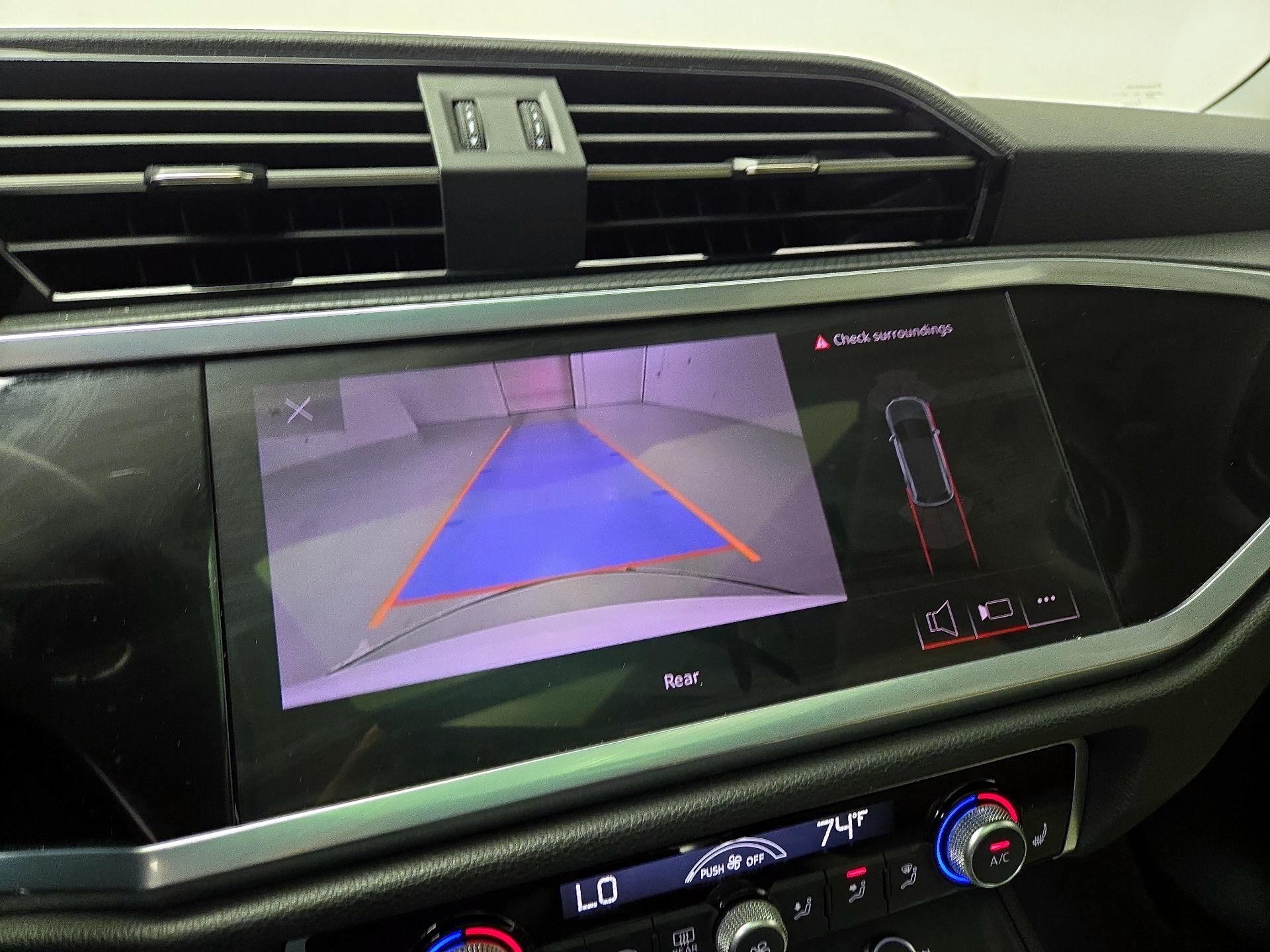 Thumbnail: 2023 Audi Q3 - 14