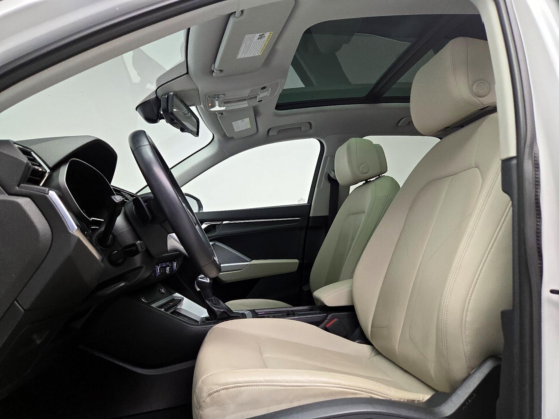 Thumbnail: 2023 Audi Q3 - 19