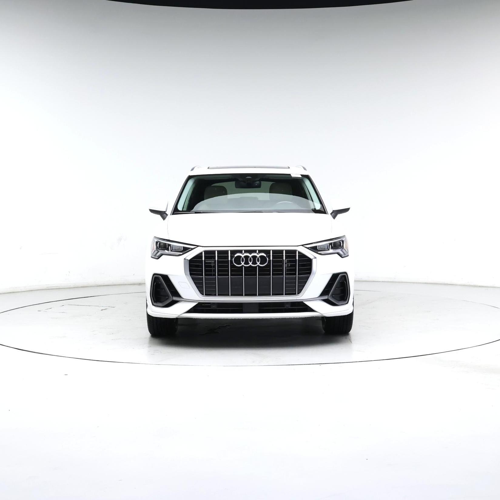 Thumbnail: 2023 Audi Q3 - 5