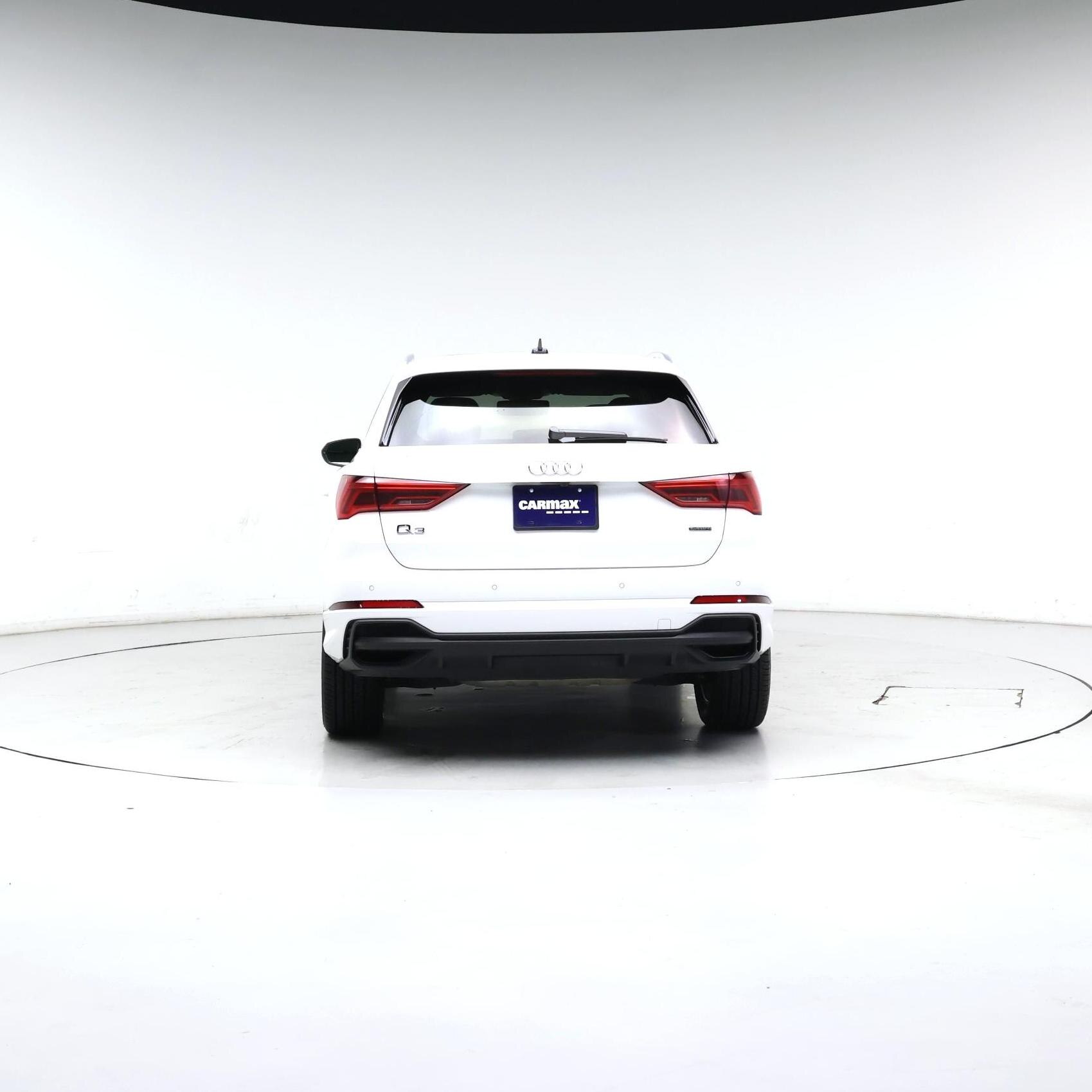 Thumbnail: 2023 Audi Q3 - 6