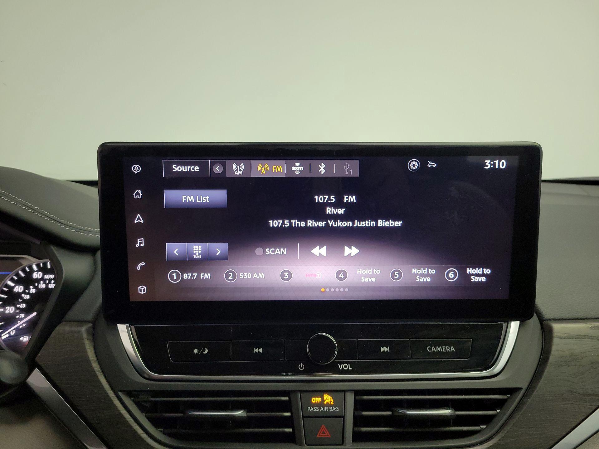 Thumbnail: 2023 Nissan Altima - 16