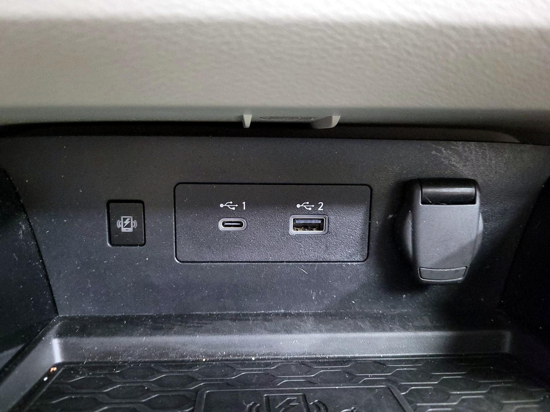 Thumbnail: 2023 Nissan Altima - 19