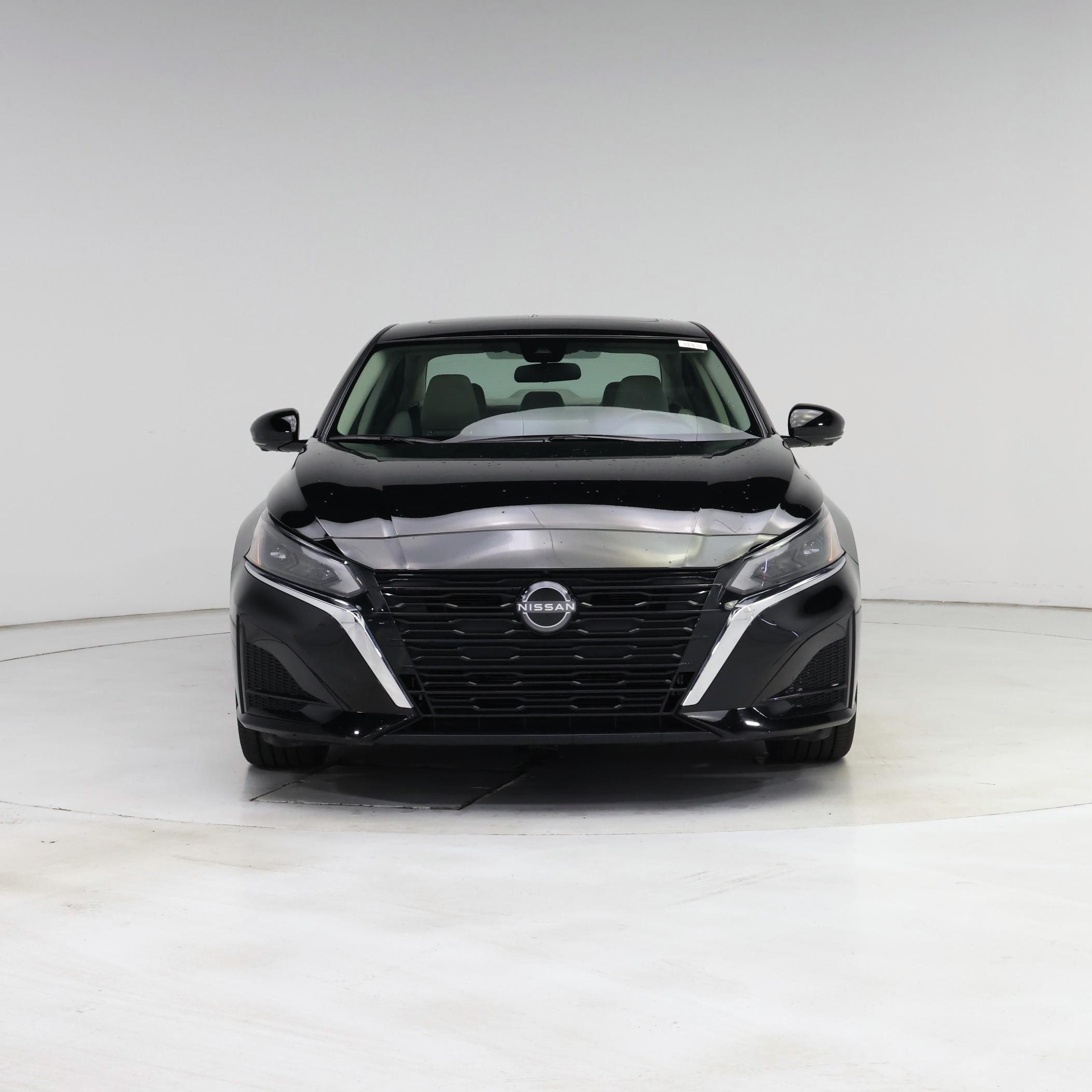 Thumbnail: 2023 Nissan Altima - 5