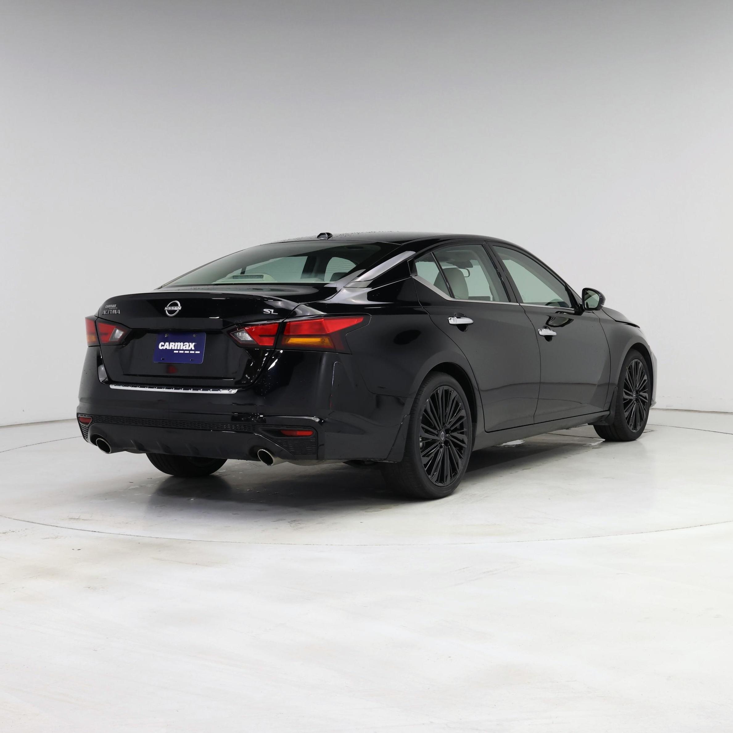 Thumbnail: 2023 Nissan Altima - 8