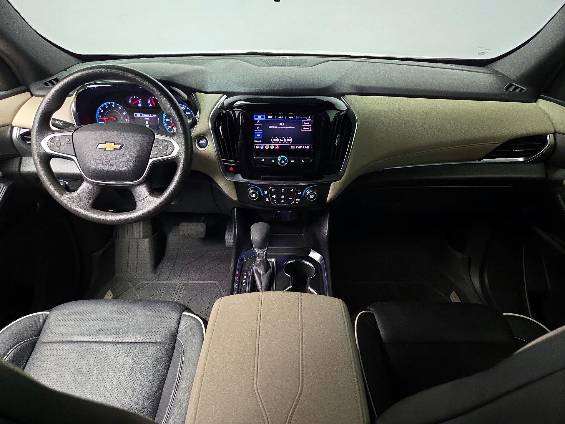 Thumbnail: 2023 Chevrolet Traverse - 9