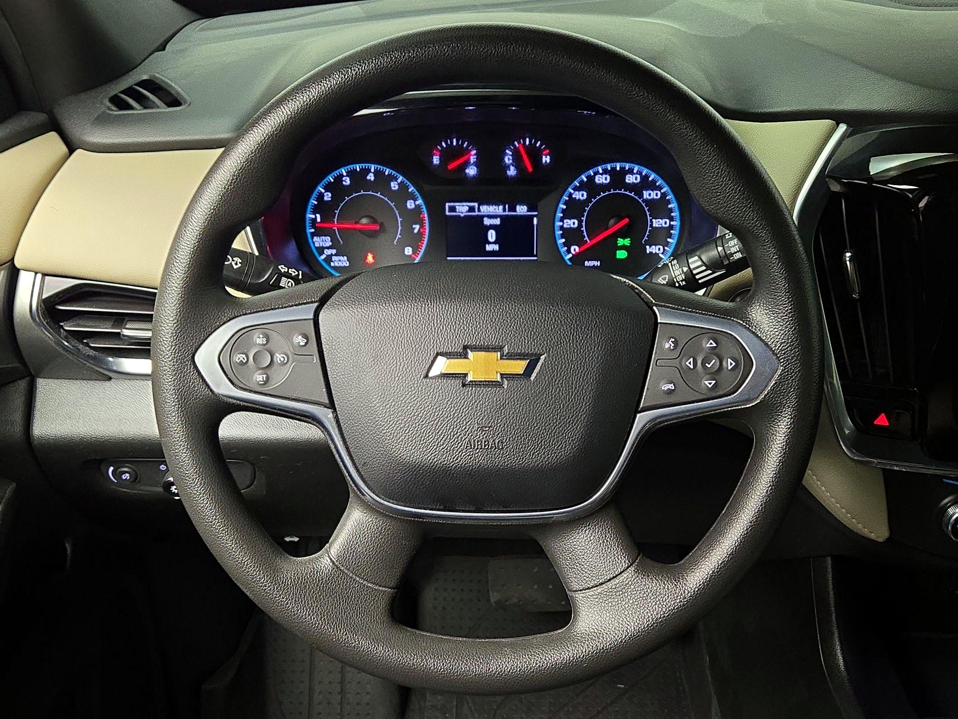 Thumbnail: 2023 Chevrolet Traverse - 10