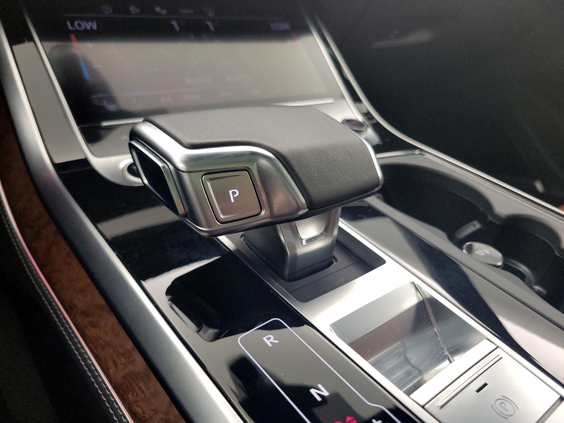 Thumbnail: 2025 Audi Q7 - 17