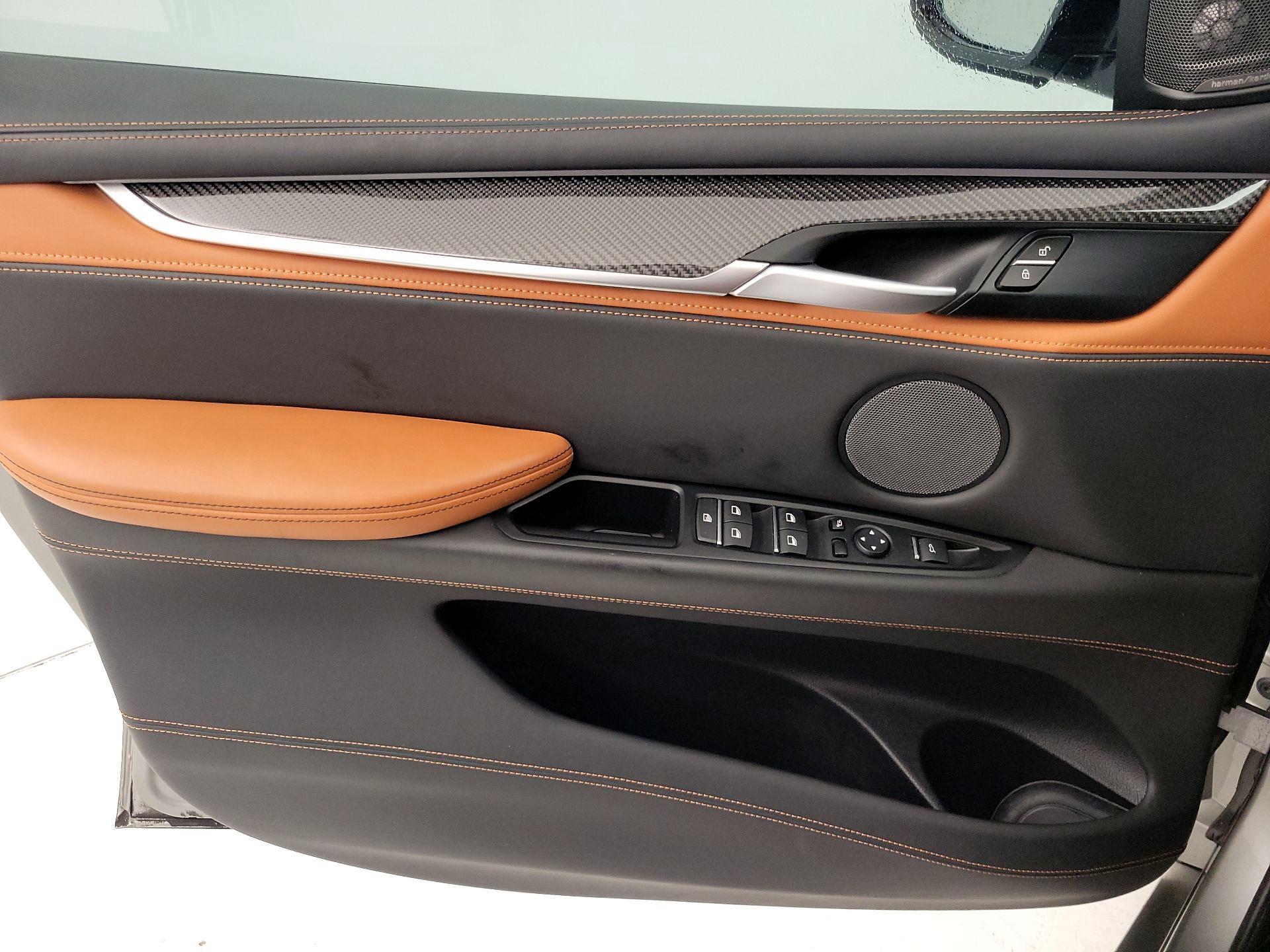 Thumbnail: 2016 BMW X5 - 12