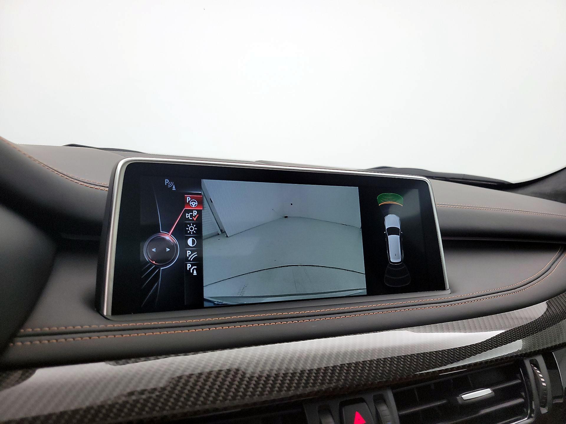 Thumbnail: 2016 BMW X5 - 15