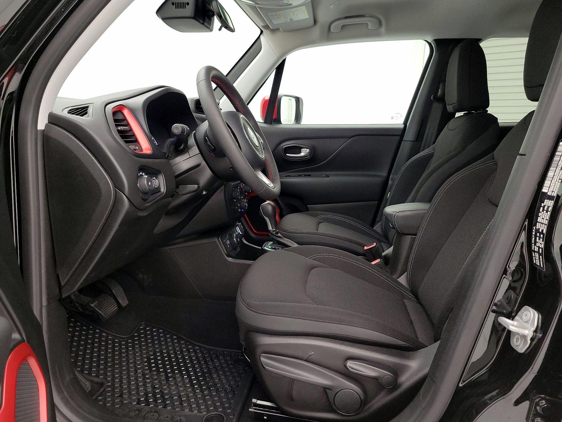 Thumbnail: 2023 Jeep Renegade - 11