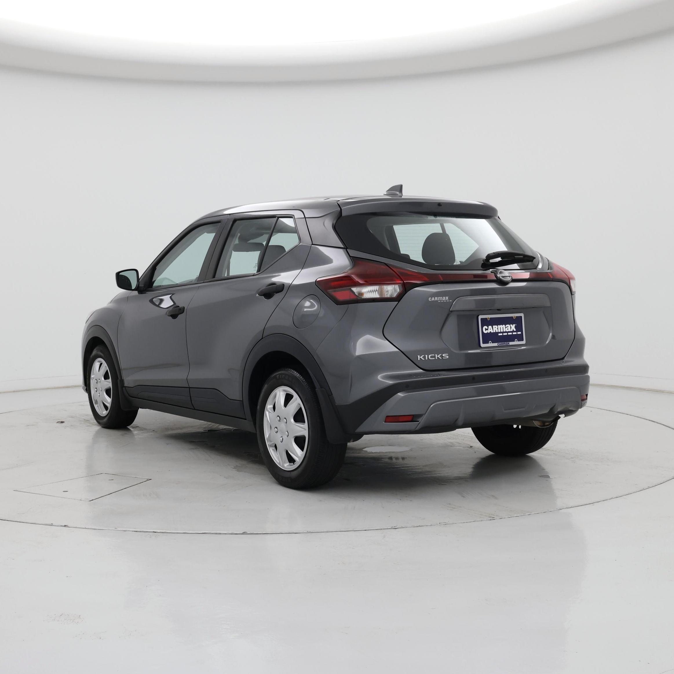 Thumbnail: 2023 Nissan Kicks - 2