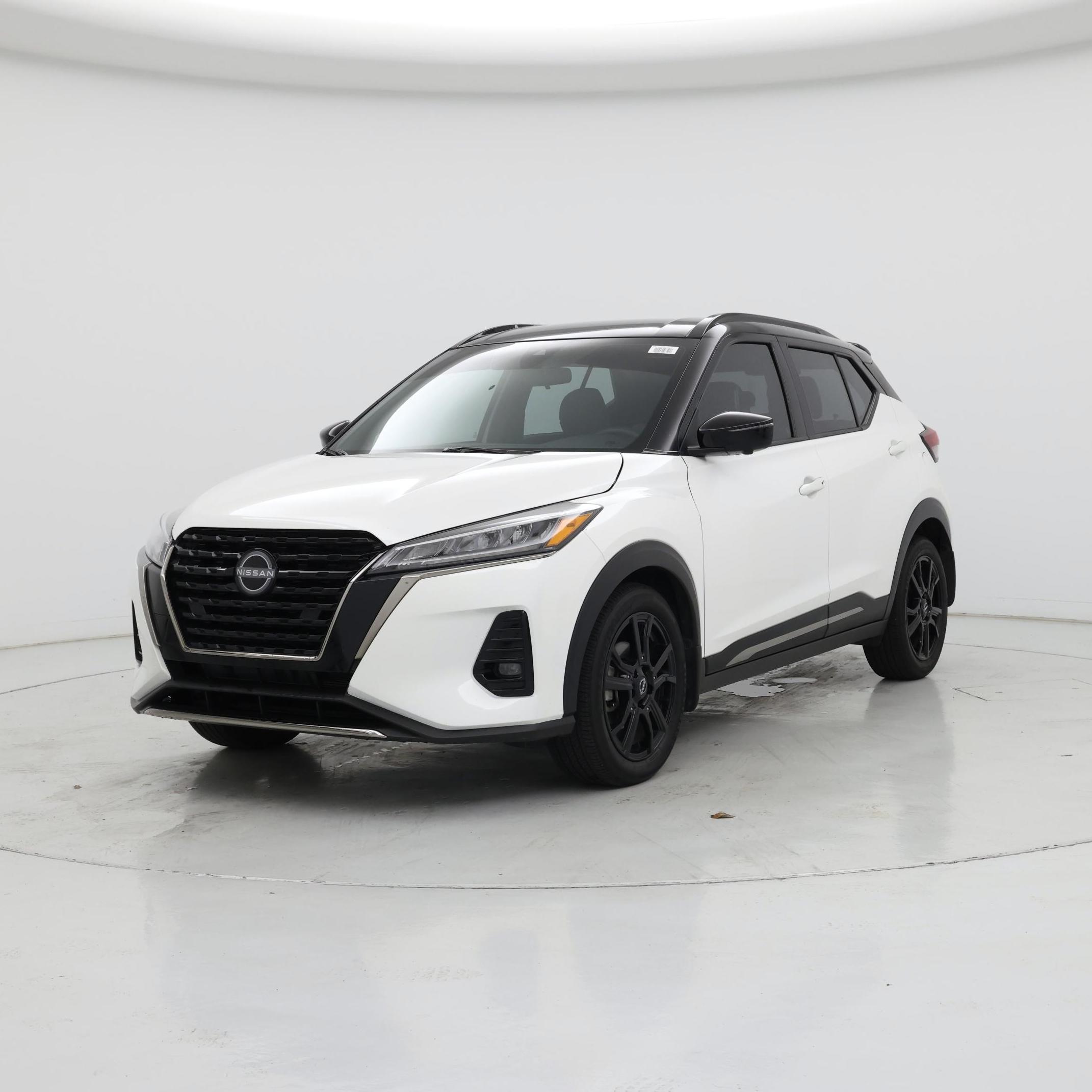 Thumbnail: 2024 Nissan Kicks - 4