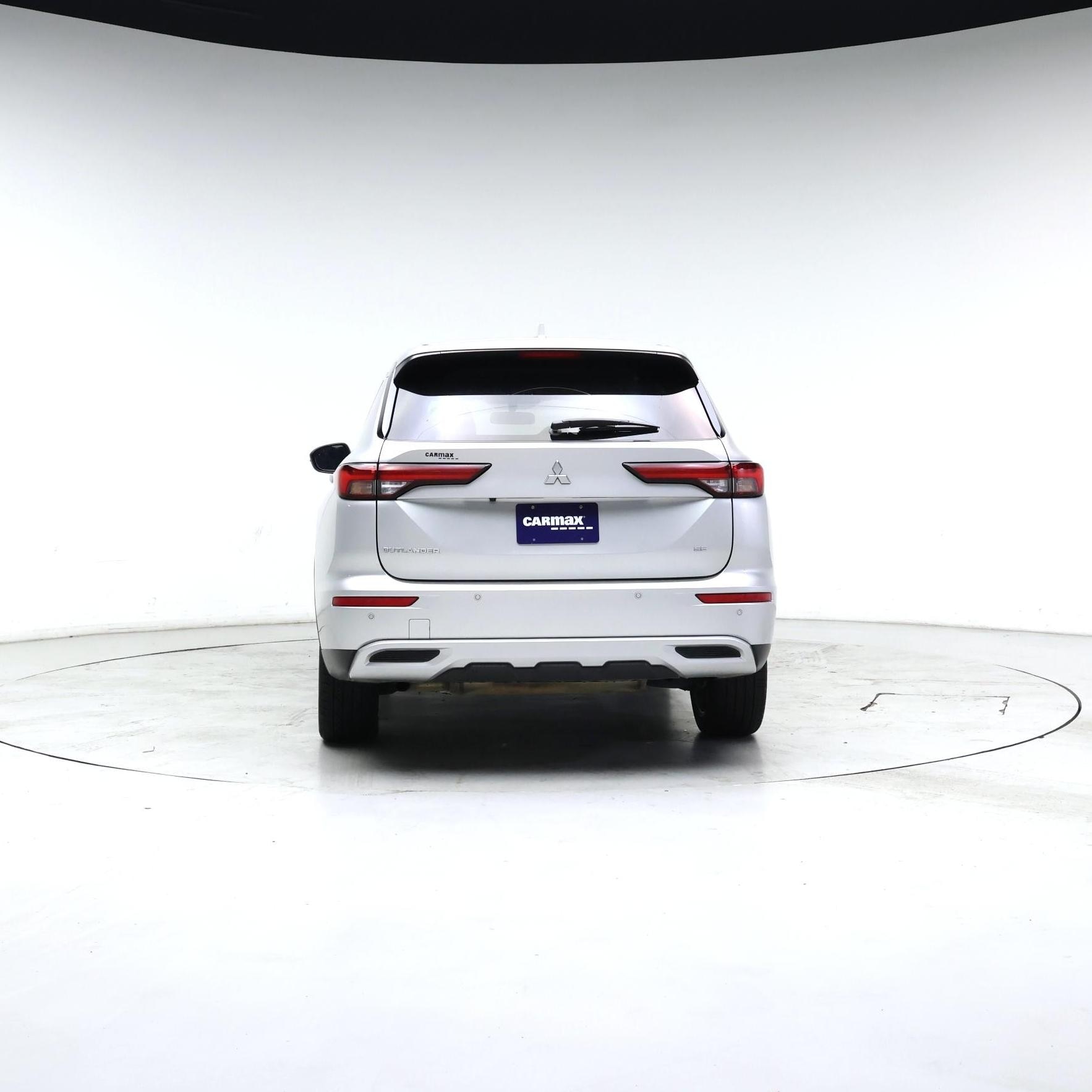 Thumbnail: 2024 Mitsubishi Outlander - 6