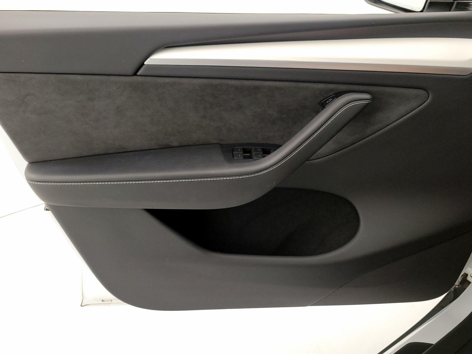 Thumbnail: 2024 Tesla Model Y - 12