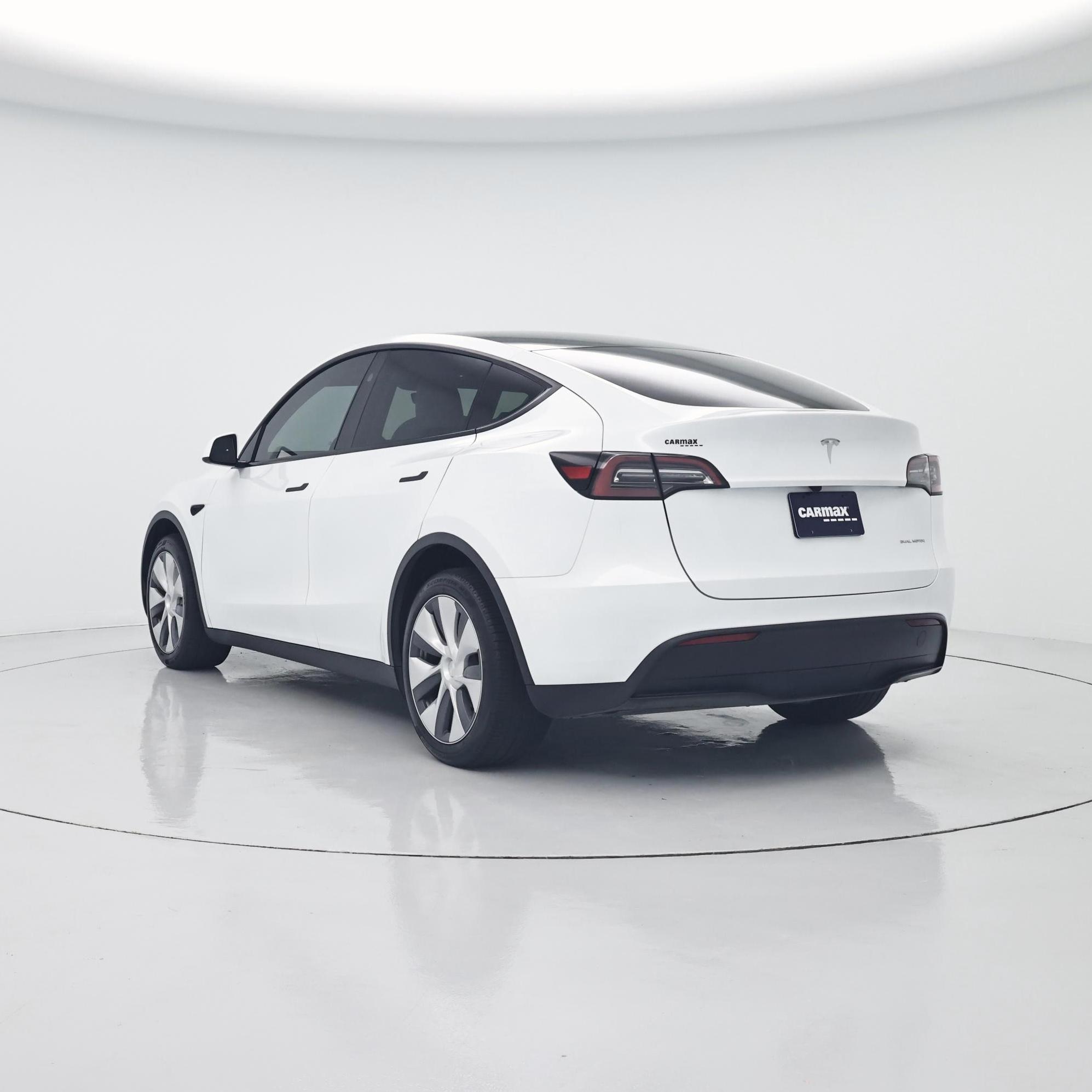 Thumbnail: 2024 Tesla Model Y - 2