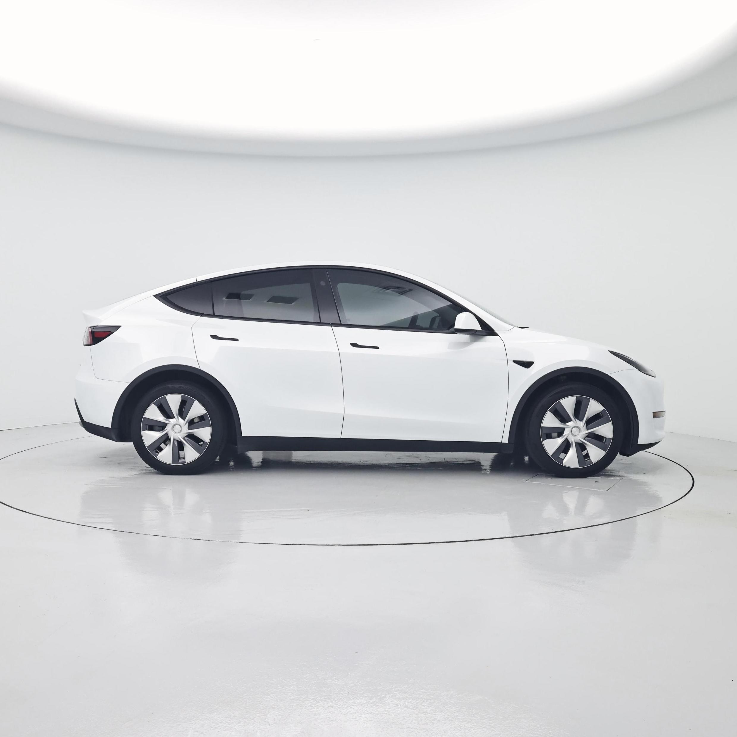 Thumbnail: 2024 Tesla Model Y - 7