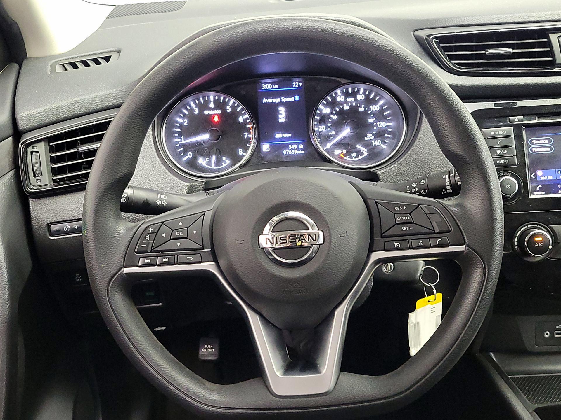 Thumbnail: 2019 Nissan Rogue Sport - 10