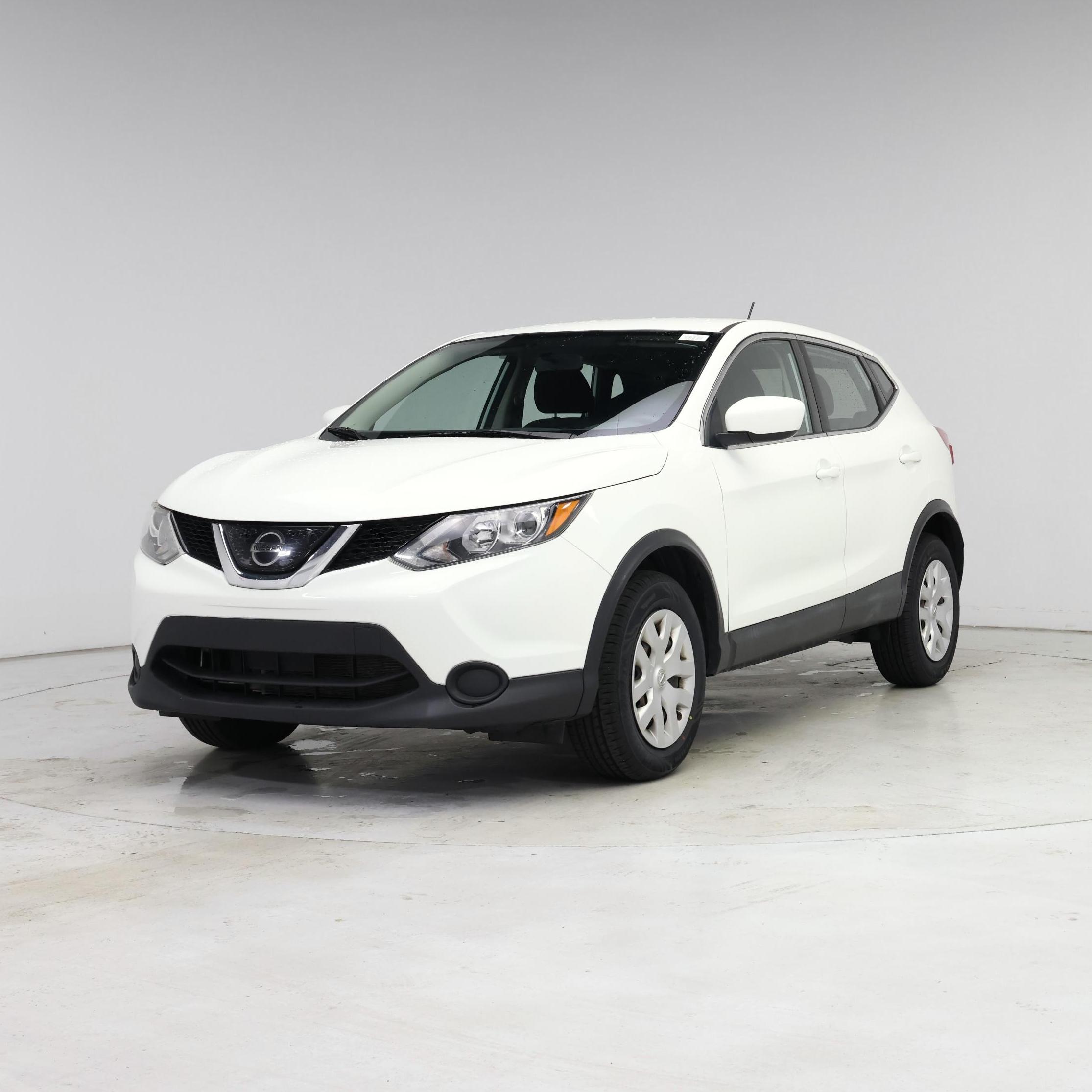 Thumbnail: 2019 Nissan Rogue Sport - 4