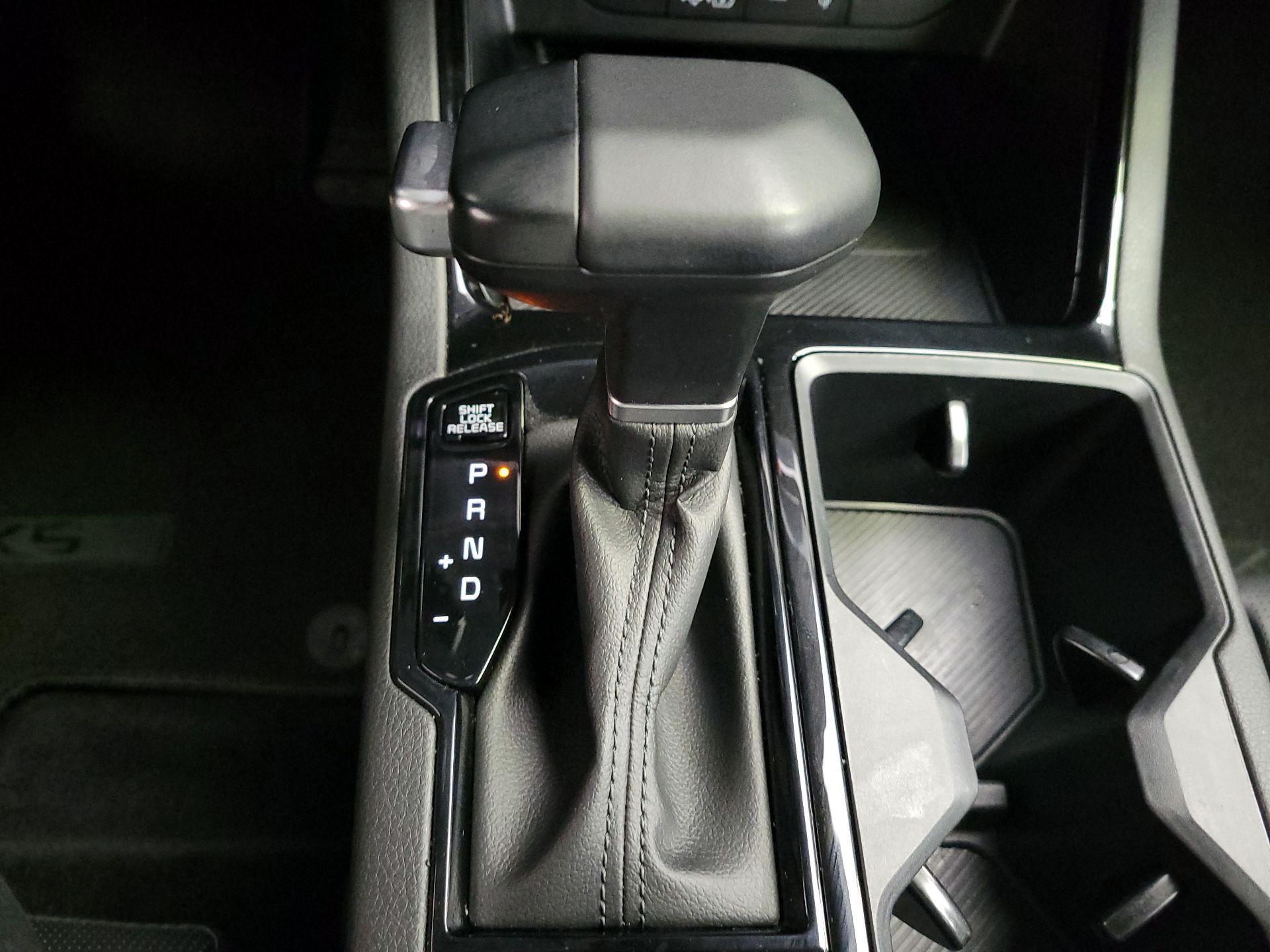 Thumbnail: 2025 Kia K5 - 18