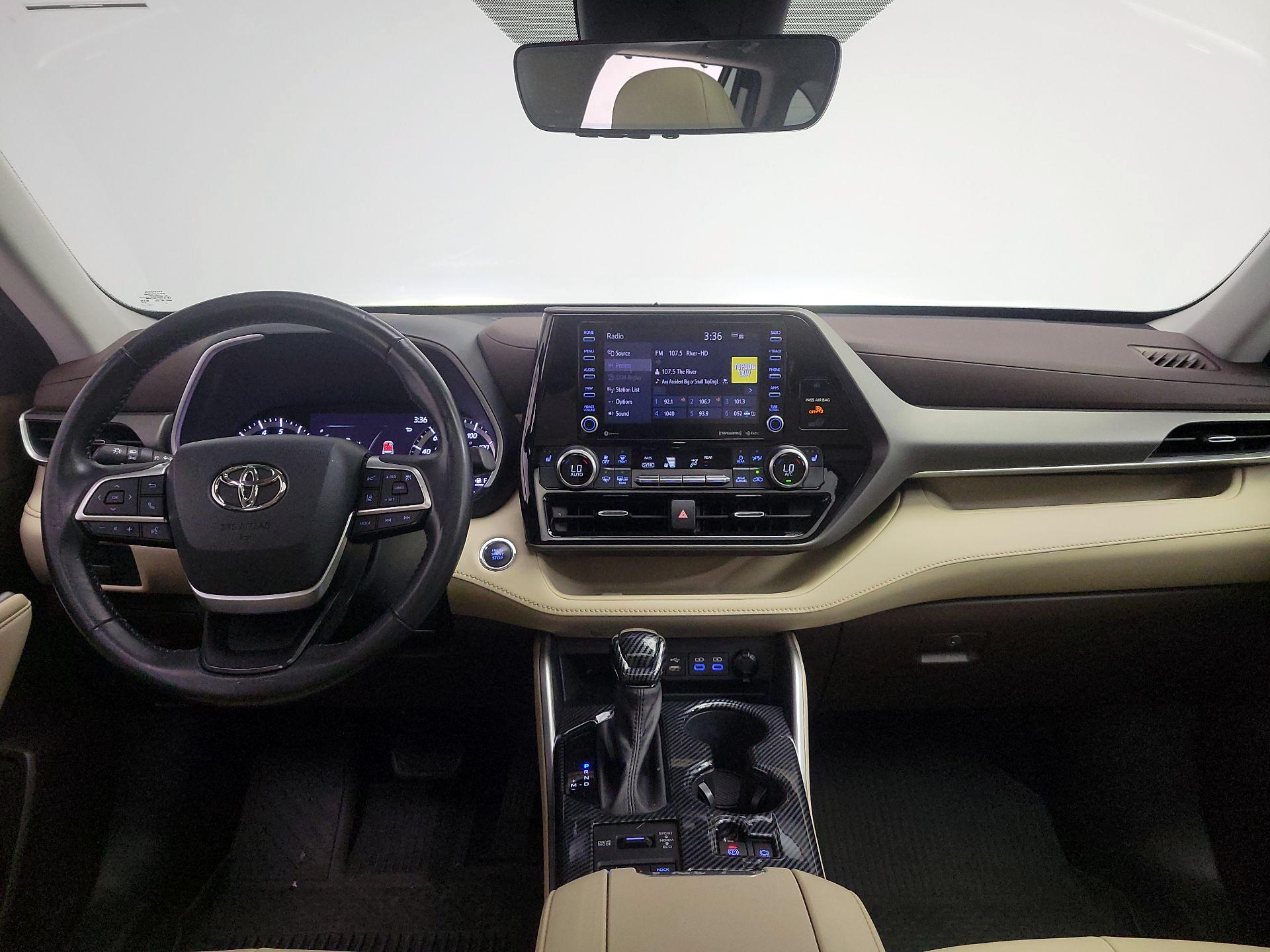 Thumbnail: 2022 Toyota Highlander - 9