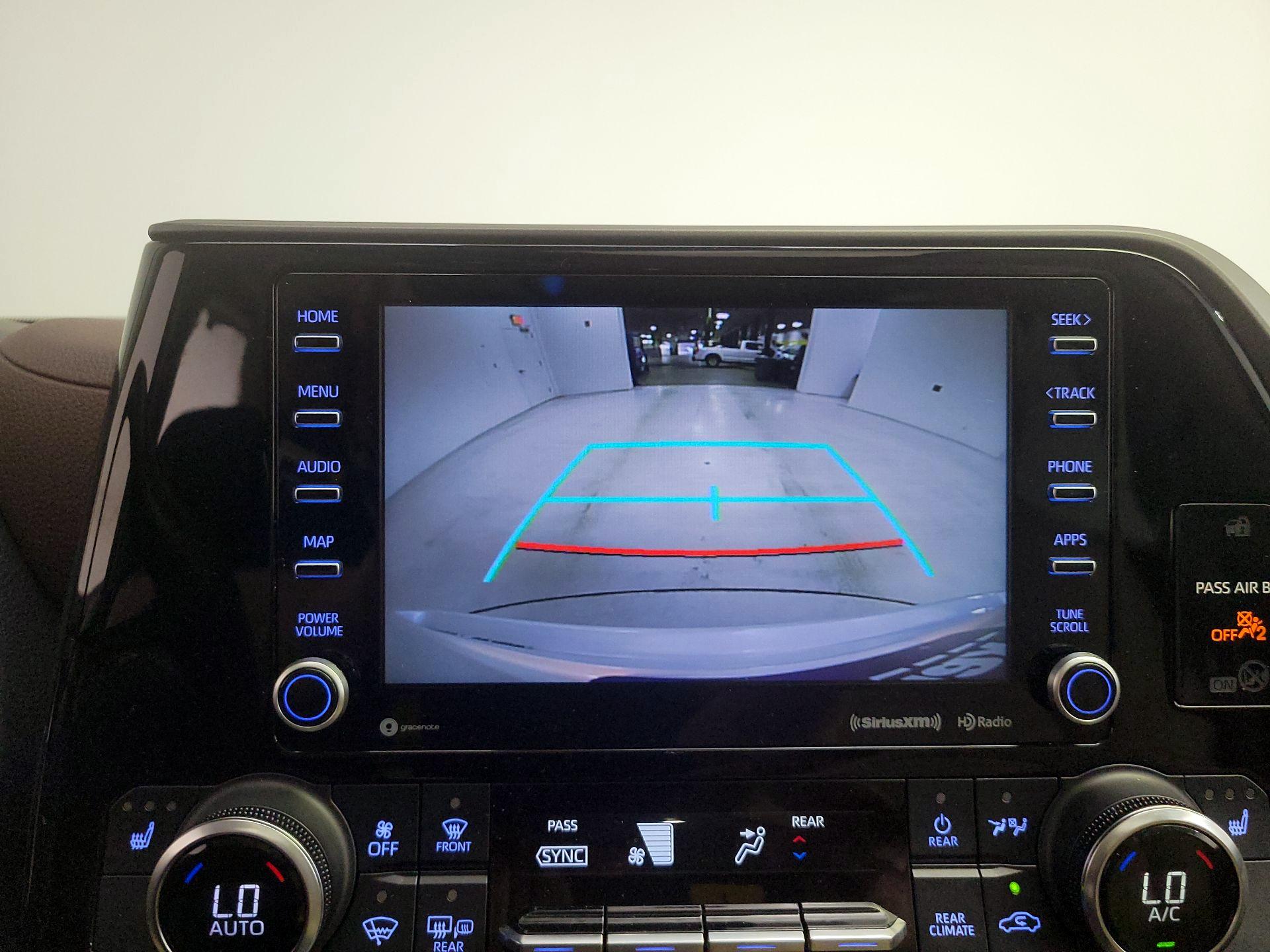 Thumbnail: 2022 Toyota Highlander - 14