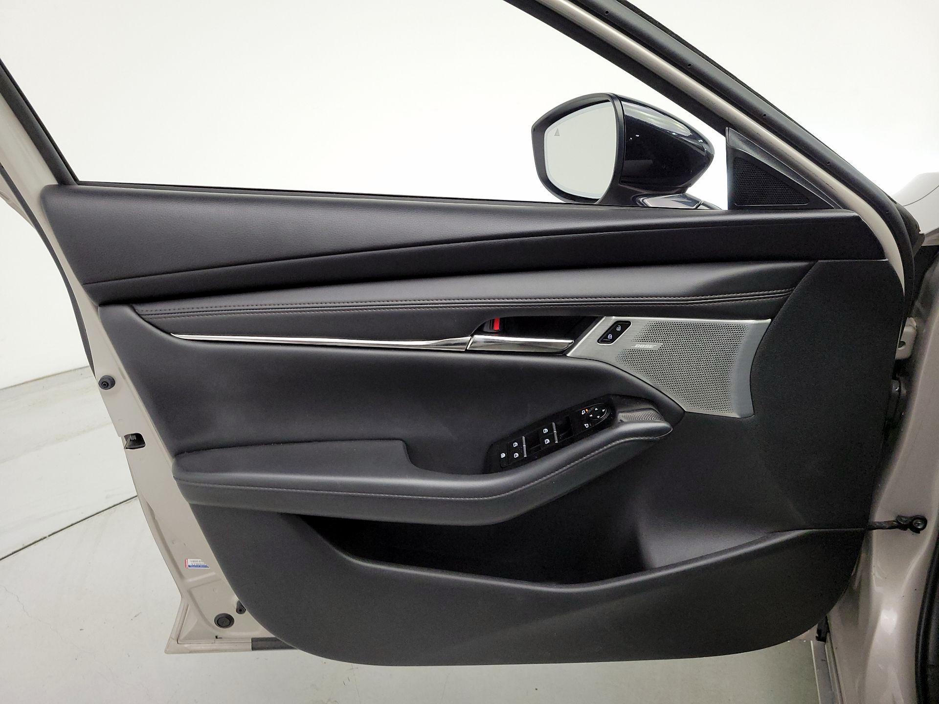 Thumbnail: 2023 Mazda Mazda3 - 12