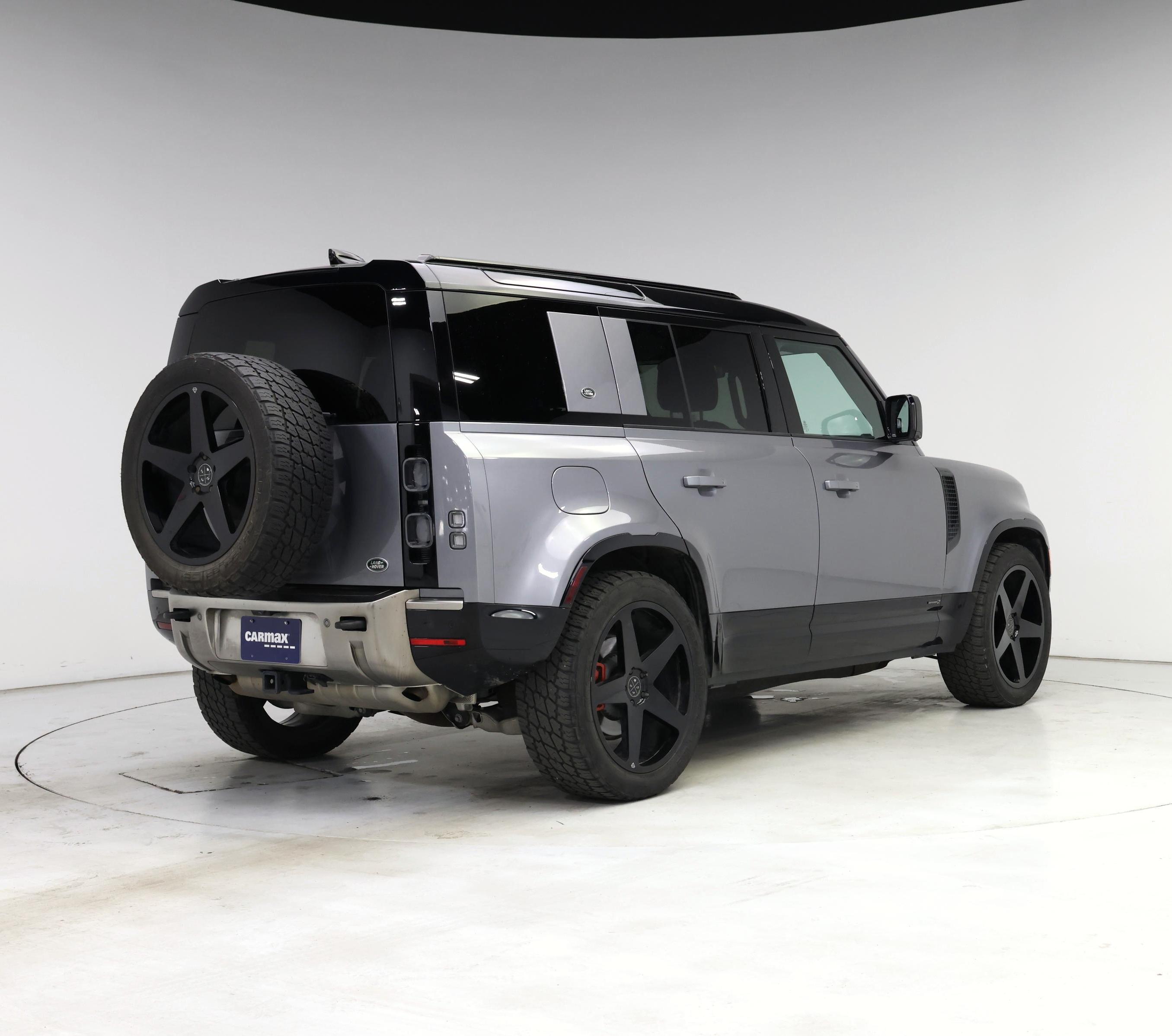Thumbnail: 2022 Land Rover Defender - 8