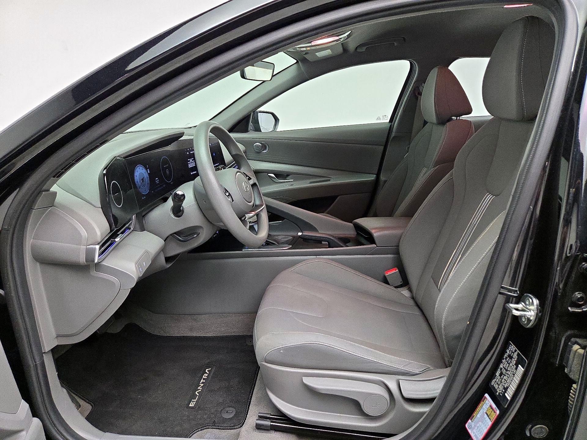 Thumbnail: 2024 Hyundai Elantra - 11