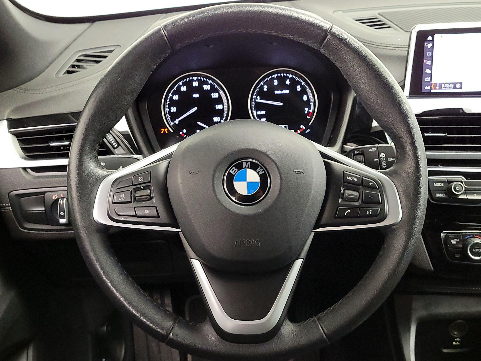 Thumbnail: 2021 BMW X1 - 10