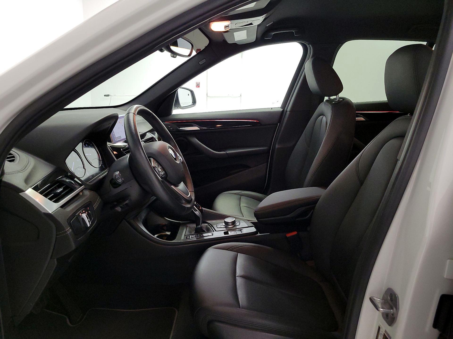 Thumbnail: 2021 BMW X1 - 11