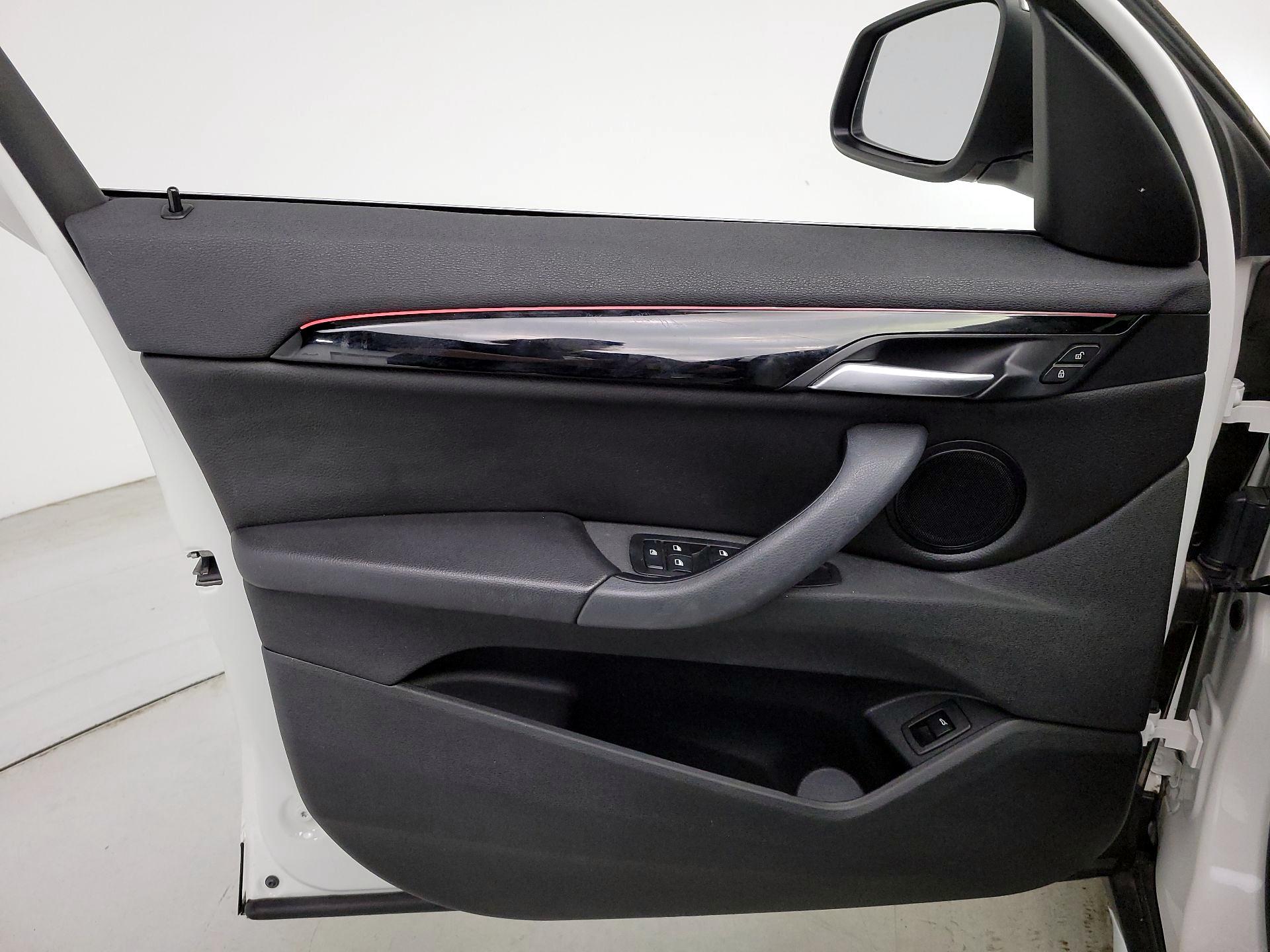 Thumbnail: 2021 BMW X1 - 12