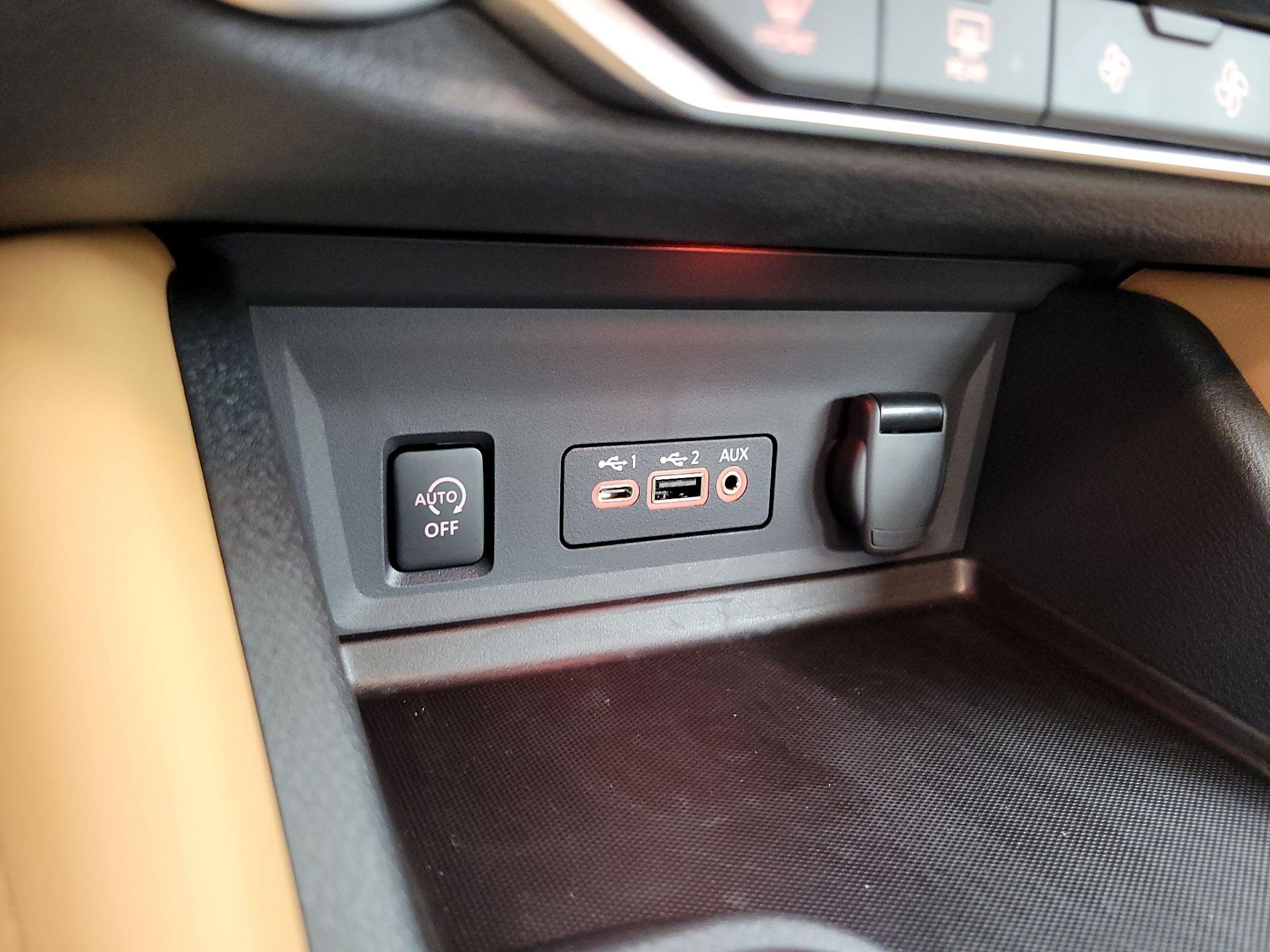 Thumbnail: 2025 Nissan Sentra - 18