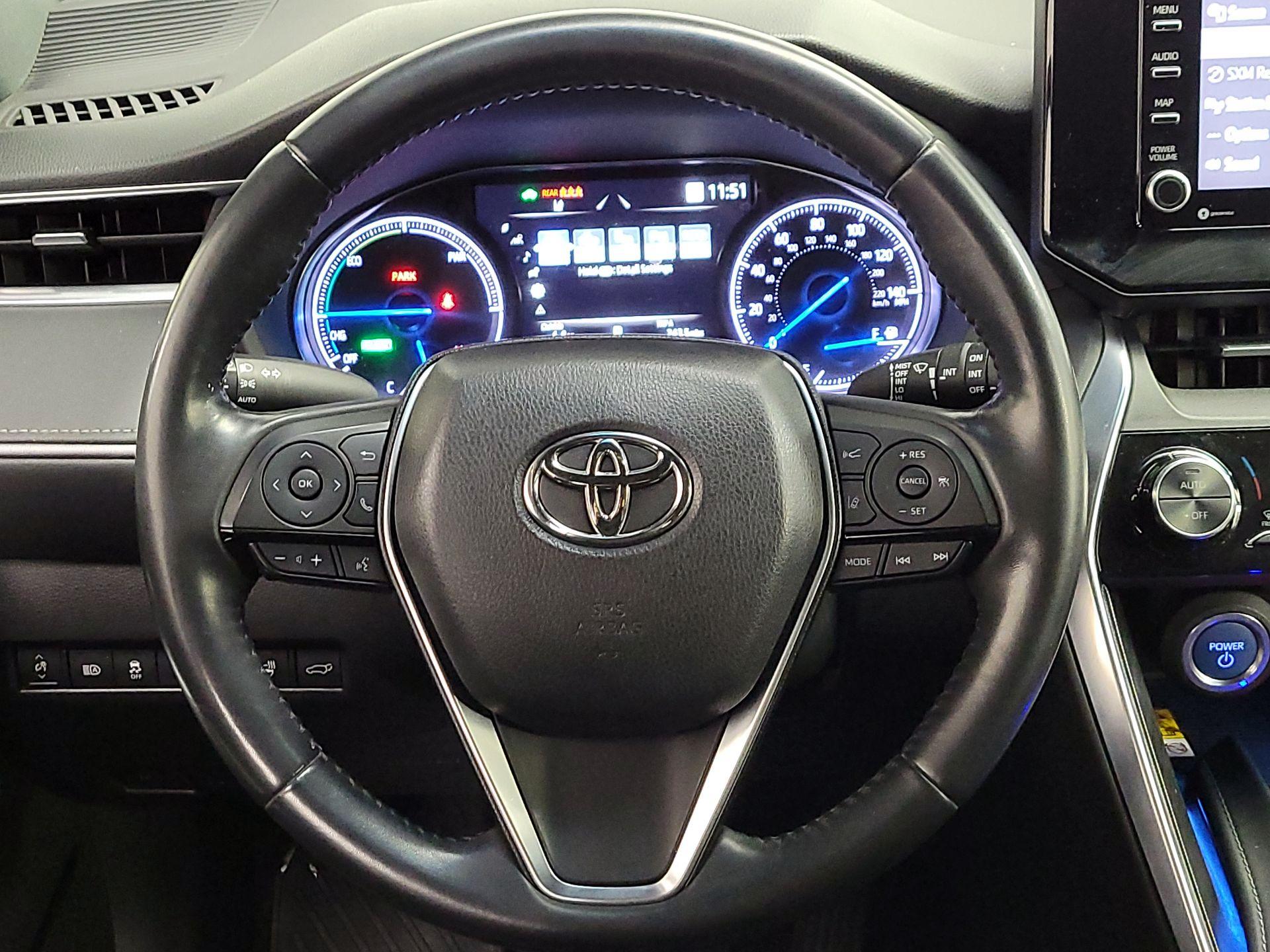 Thumbnail: 2021 Toyota Venza - 10