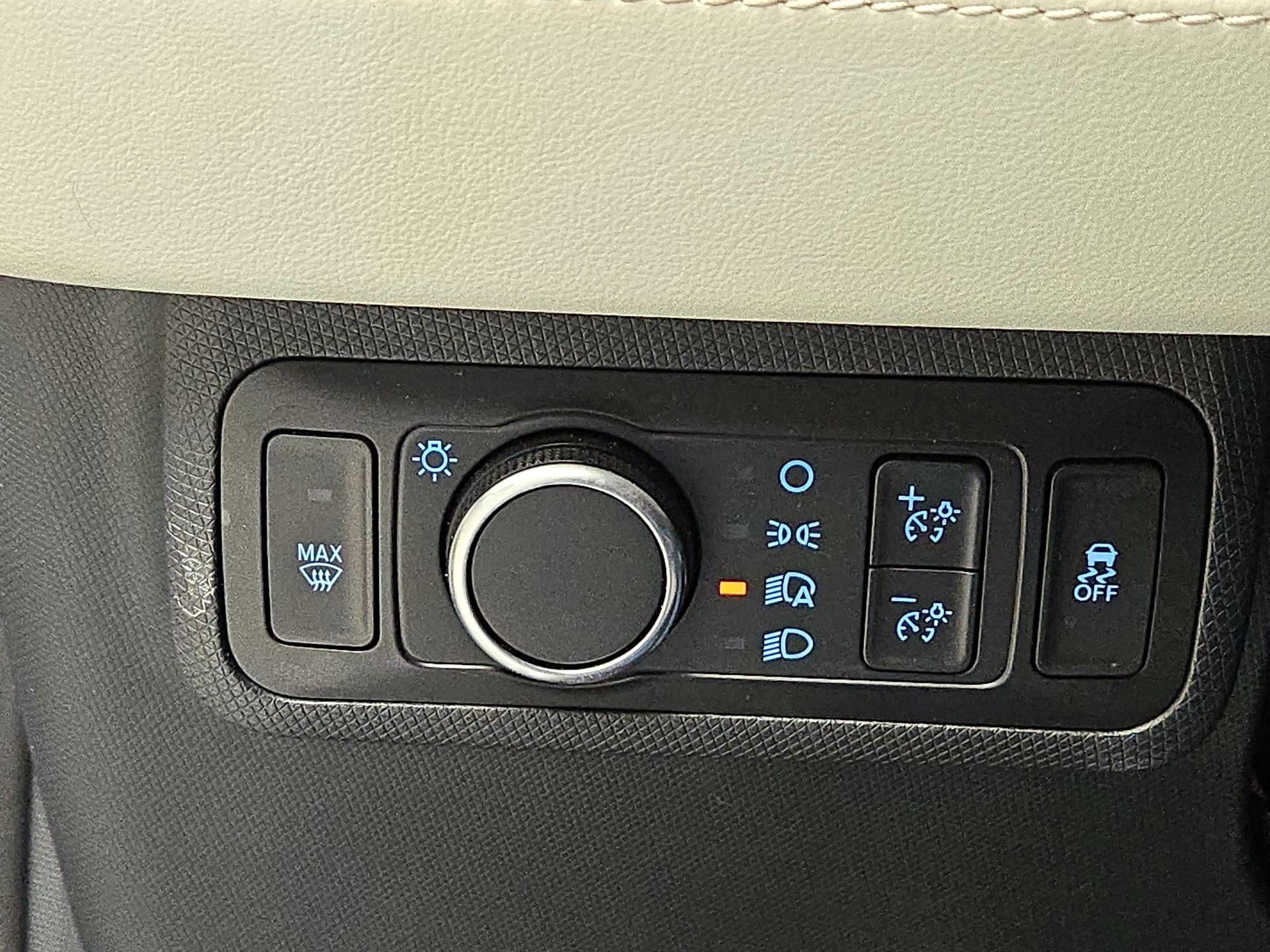 Thumbnail: 2022 Ford Mustang Mach-E - 13