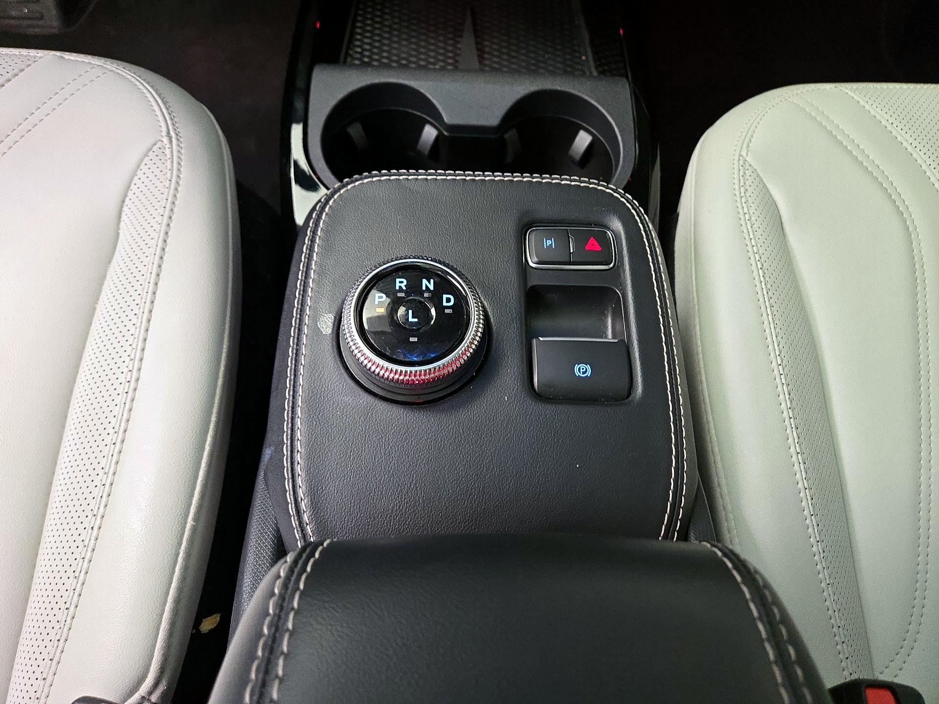 Thumbnail: 2022 Ford Mustang Mach-E - 18