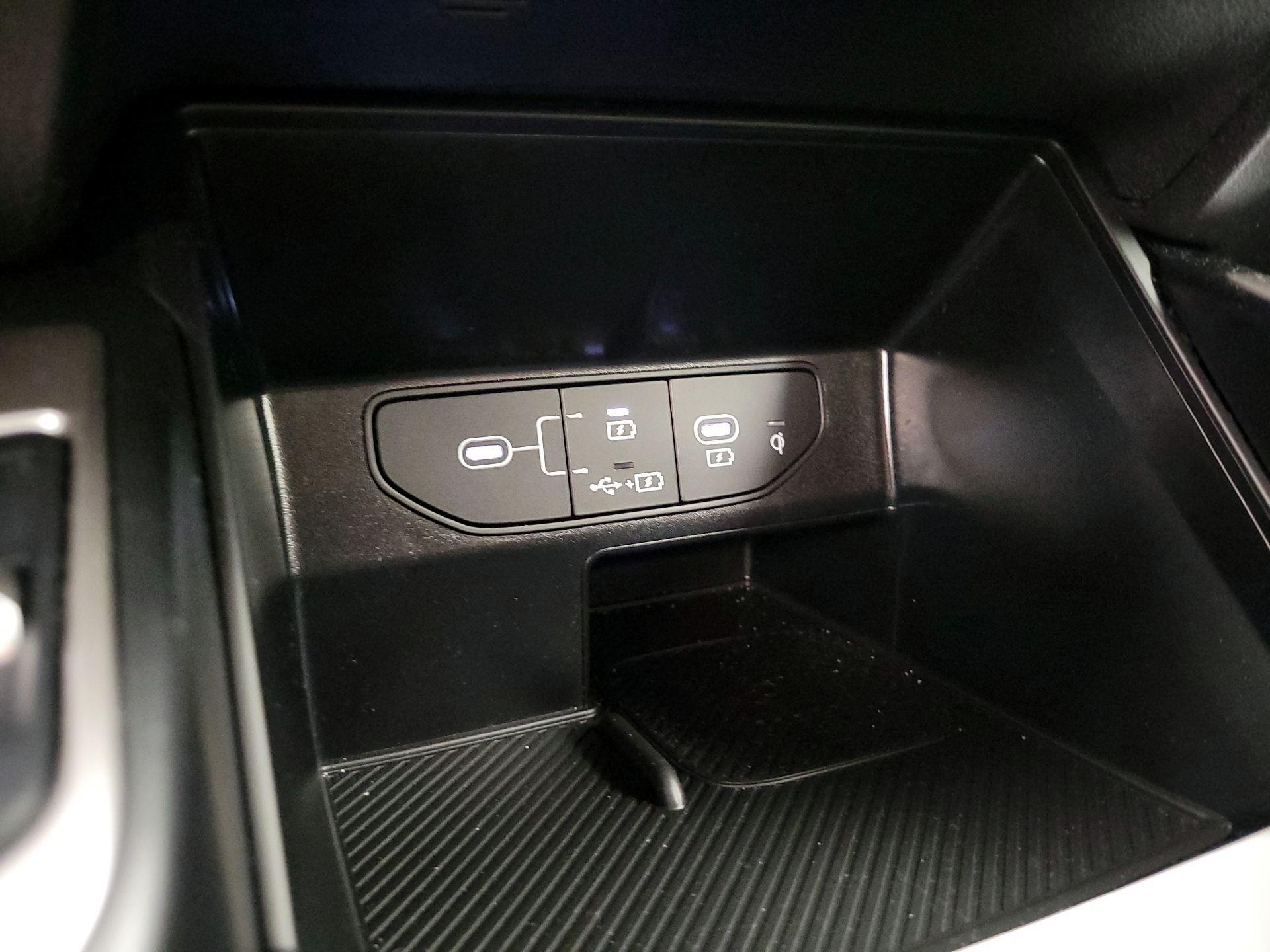 Thumbnail: 2025 Kia Sorento - 19