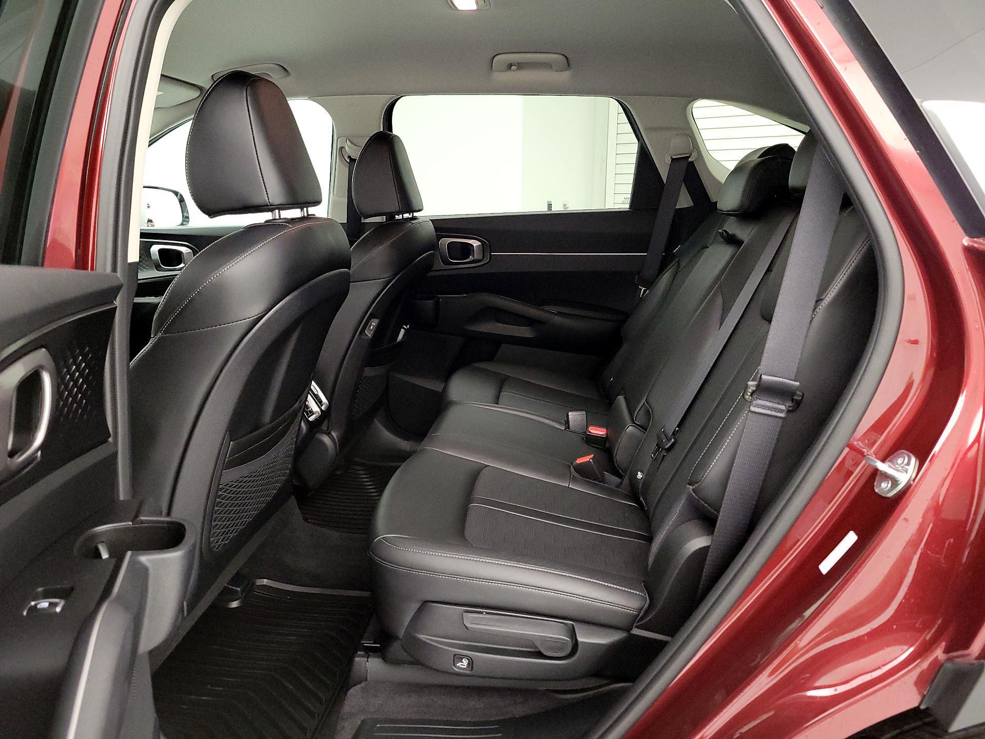 Thumbnail: 2025 Kia Sorento - 20