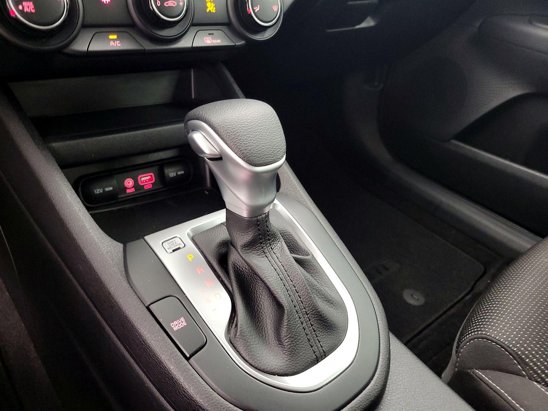 Thumbnail: 2021 Kia Forte - 17