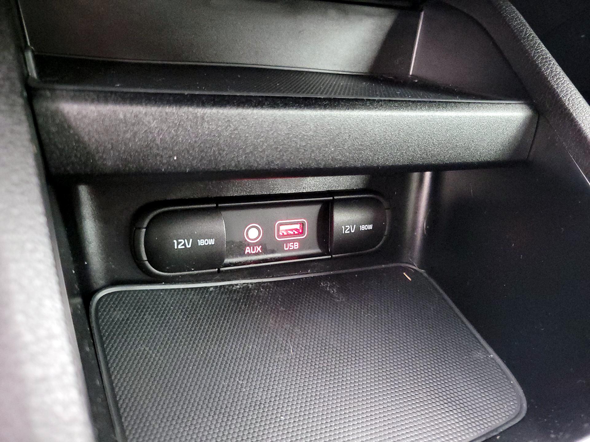 Thumbnail: 2021 Kia Forte - 18