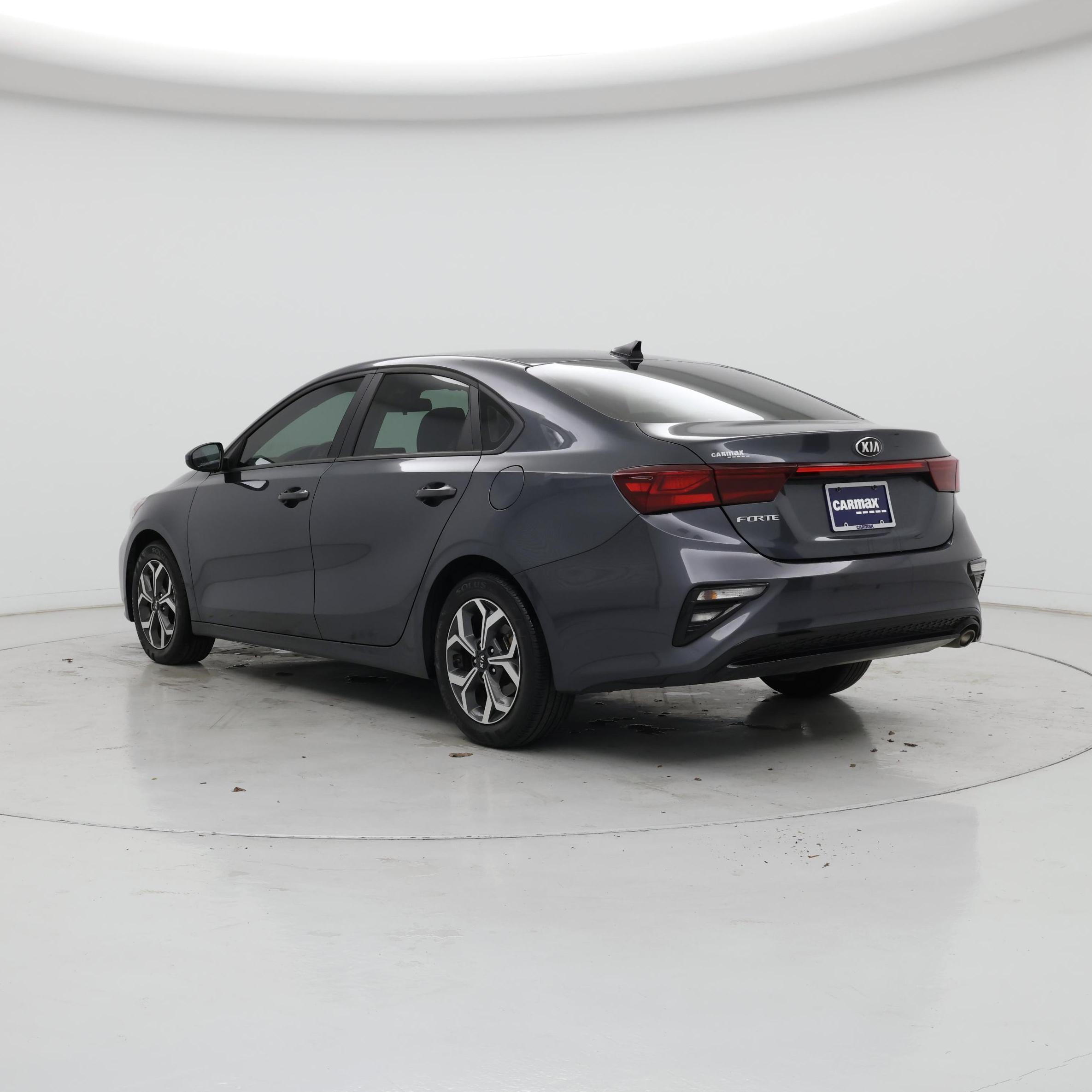 Thumbnail: 2021 Kia Forte - 2