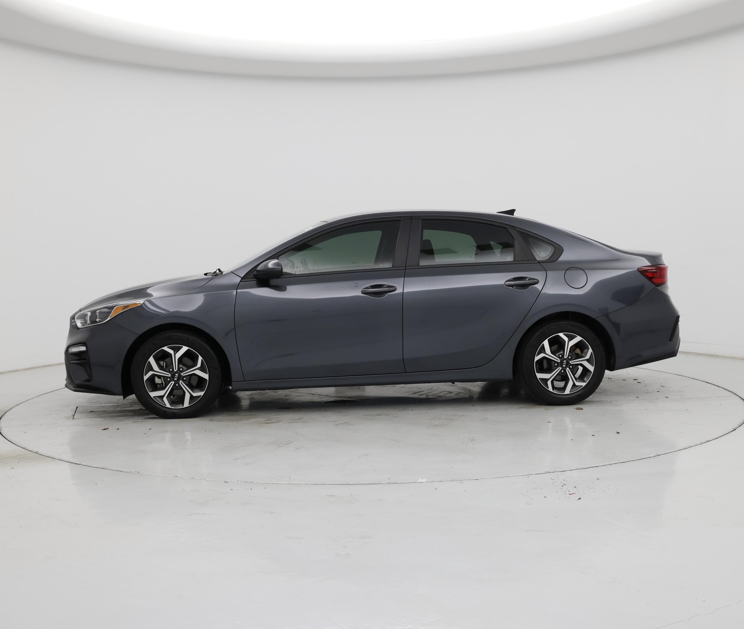 Thumbnail: 2021 Kia Forte - 3
