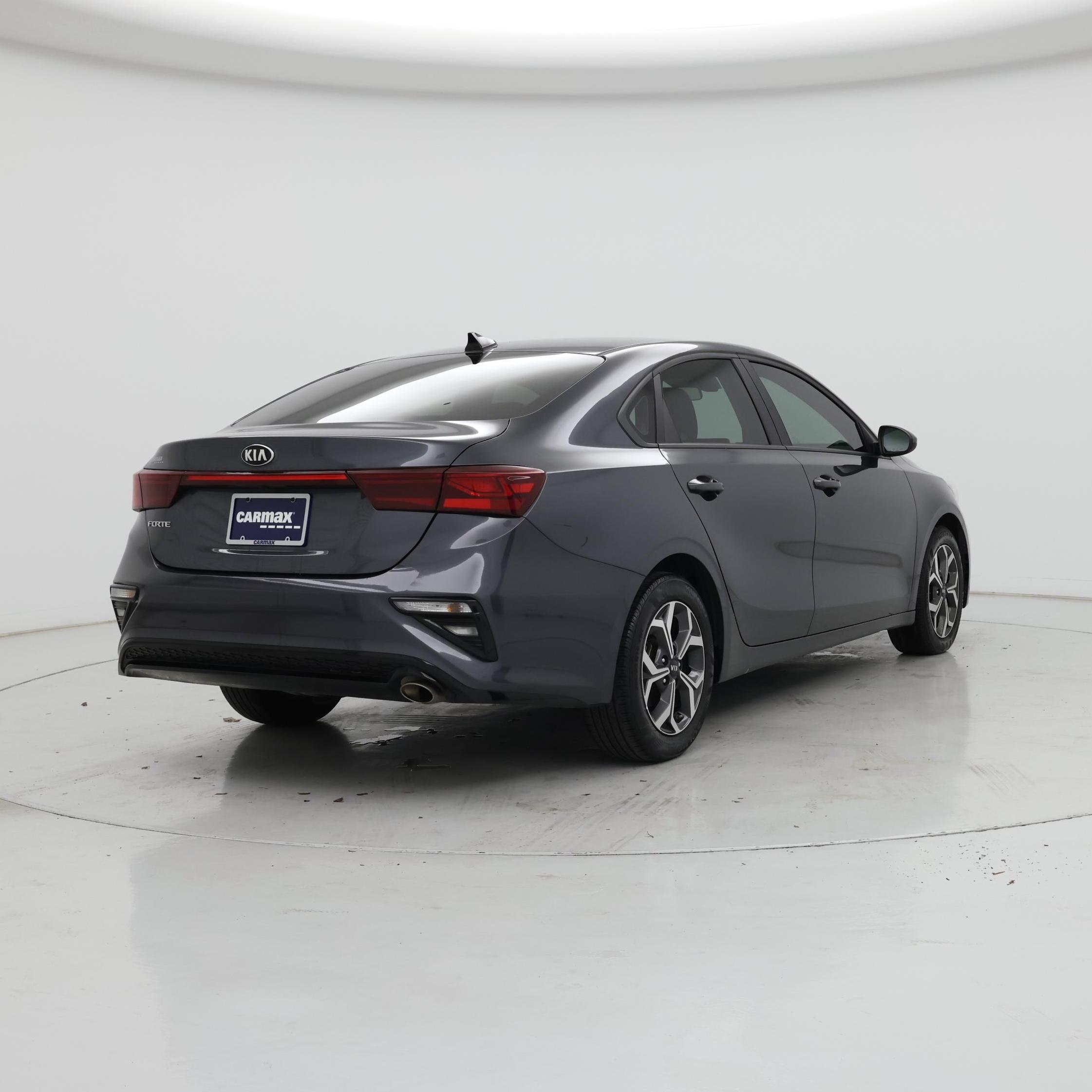 Thumbnail: 2021 Kia Forte - 8